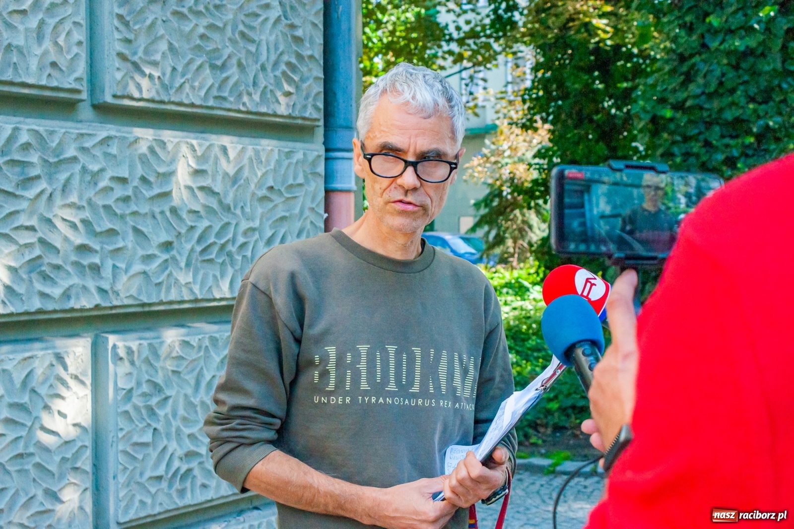 Zdjęcie w galerii na portalu naszraciborz.pl: Wezwanie prezydenta do dymisji i nocna mobilizacja jego zwolenników wiadomości z regionu