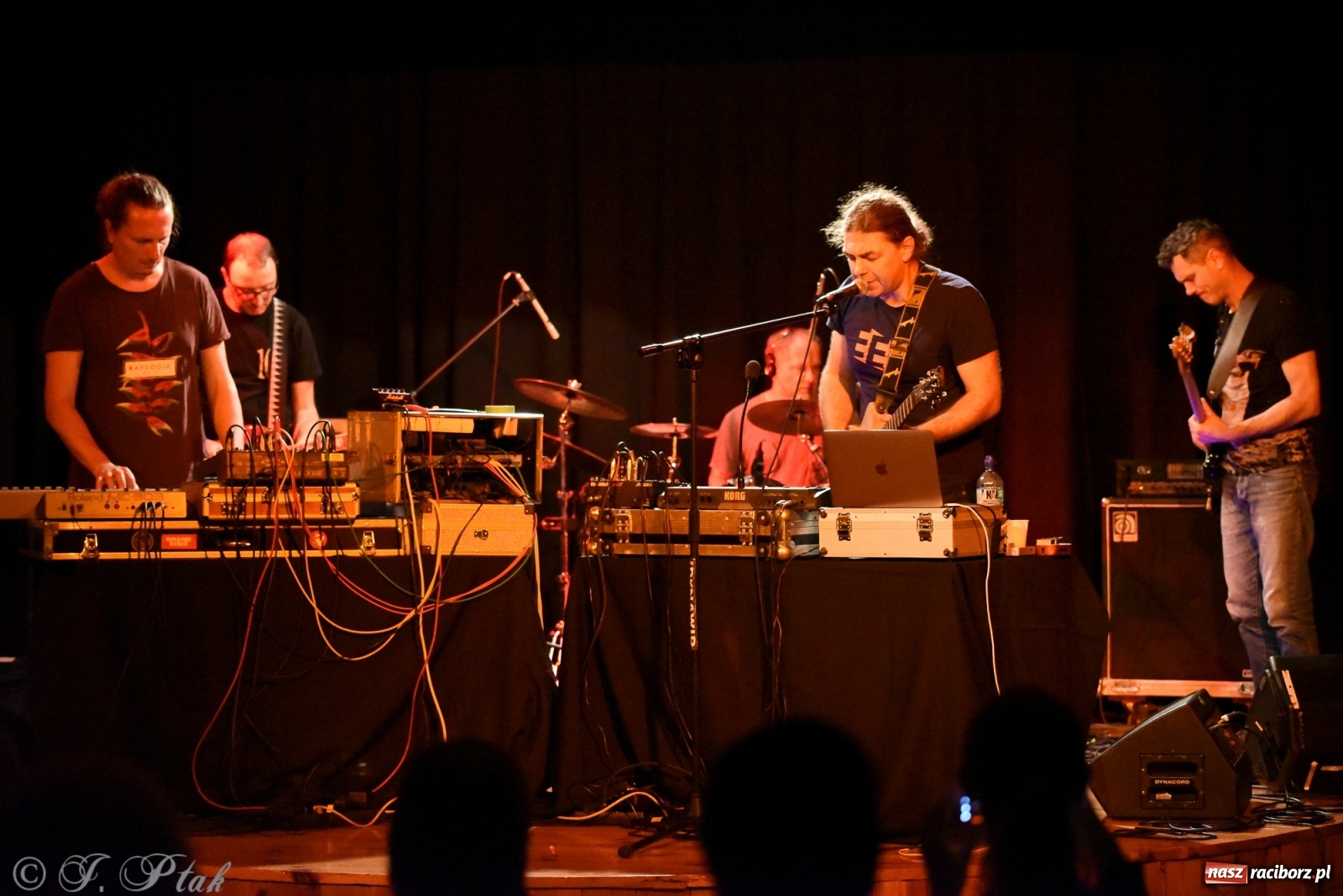 Zdjęcie w galerii na portalu naszraciborz.pl: The Band of Endless Noise. Koncert w Strzesze wiadomości z regionu