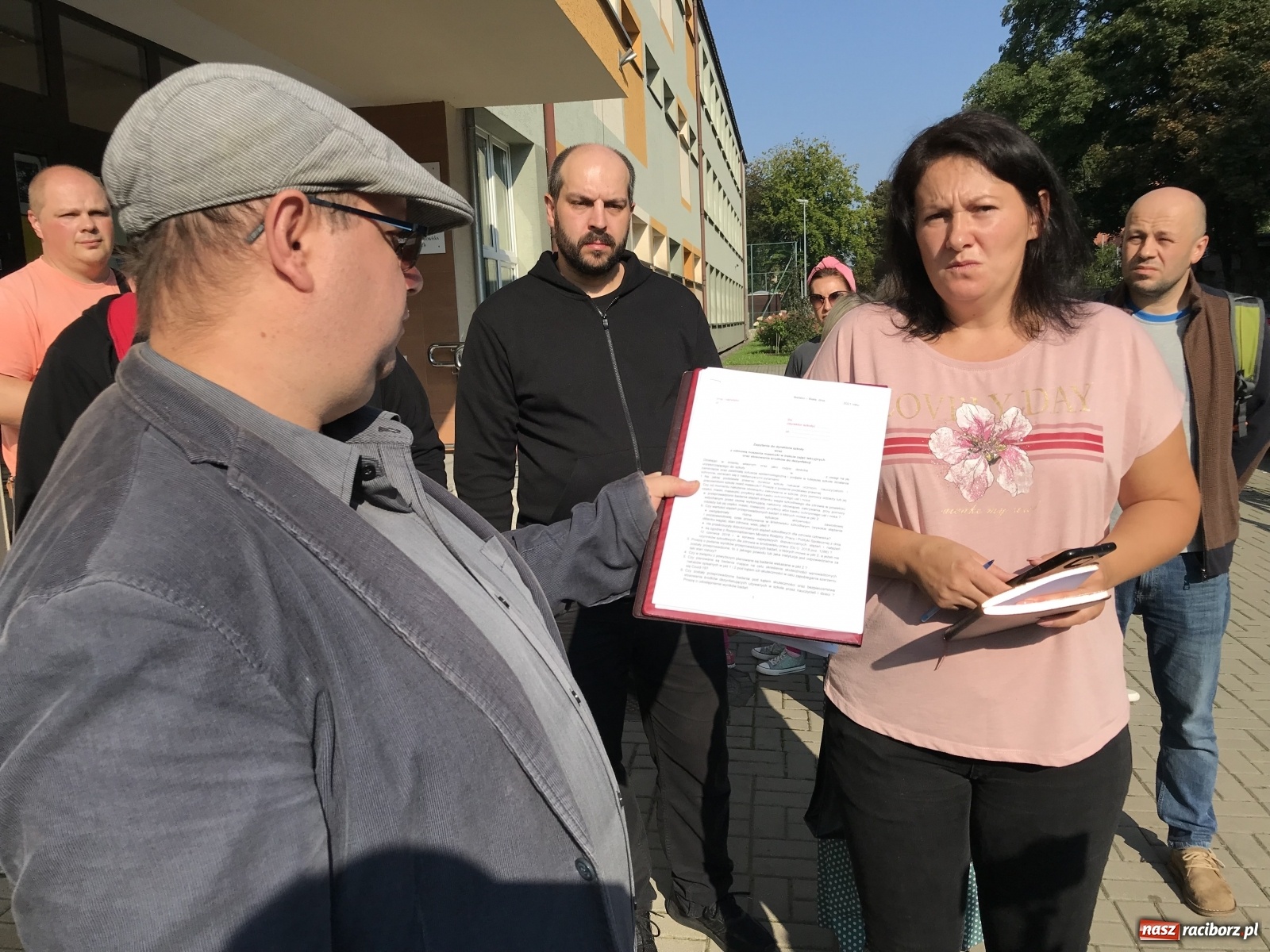 Zdjęcie w galerii na portalu naszraciborz.pl: Raciborskie Veto, Konfederacja i Populus Active o segregacji sanitarnej w szkołach wiadomości z regionu