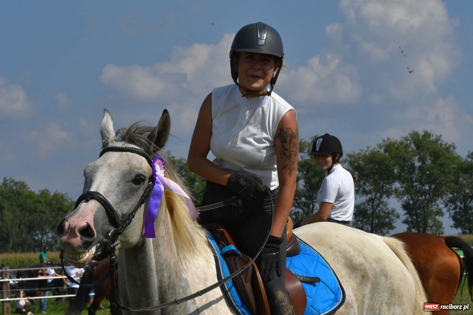 Zdjęcie w galerii na portalu naszraciborz.pl: Hubertus w Żerdzinach. Jakub Niedbała dopadł lisa [FOTO i WIDEO] wiadomości z regionu