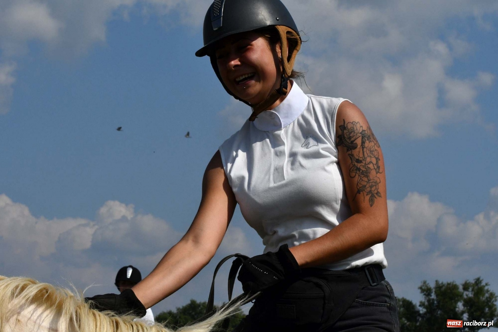 Zdjęcie w galerii na portalu naszraciborz.pl: Hubertus w Żerdzinach. Jakub Niedbała dopadł lisa [FOTO i WIDEO] wiadomości z regionu