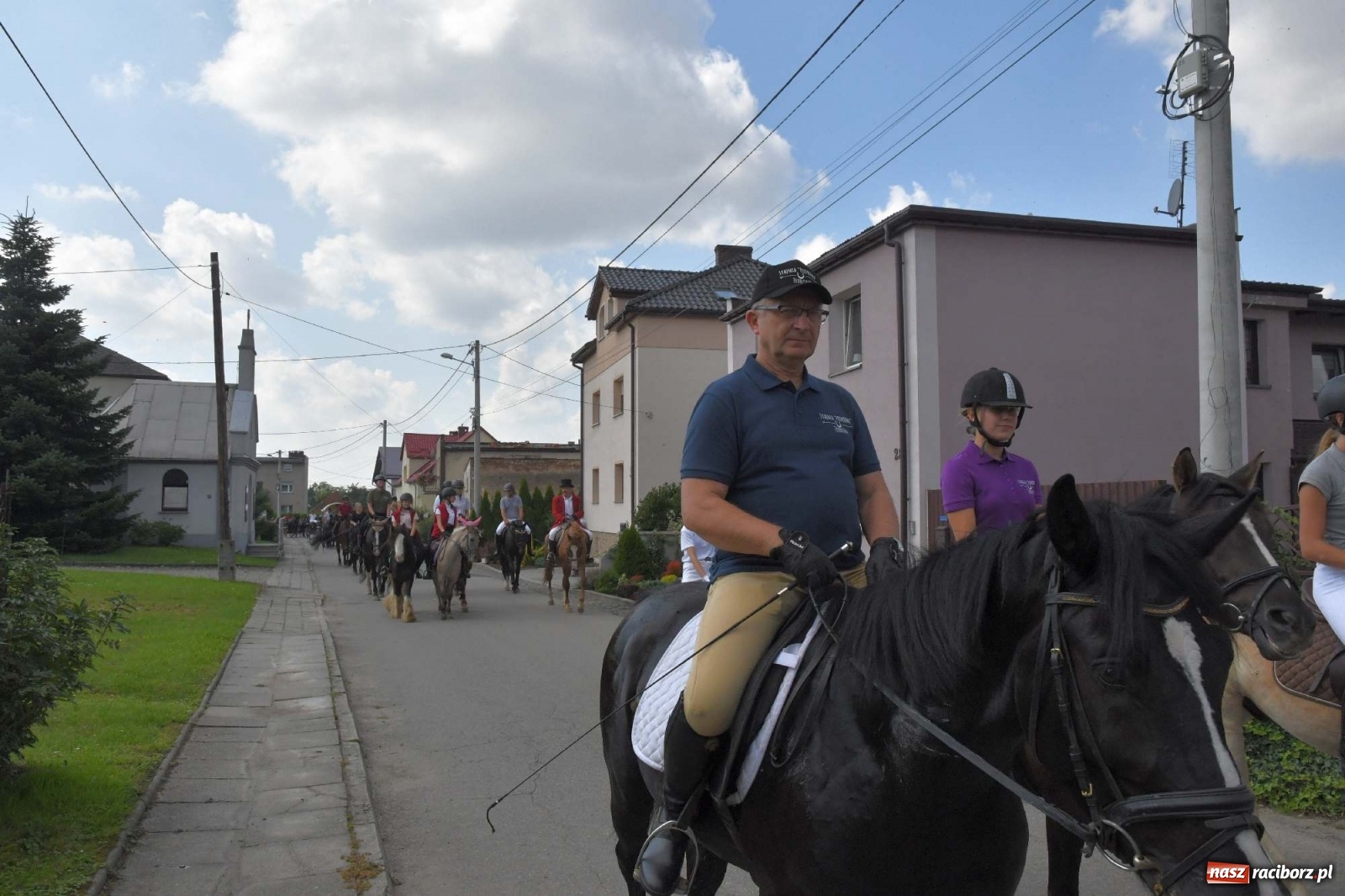 Zdjęcie w galerii na portalu naszraciborz.pl: Hubertus w Żerdzinach. Jakub Niedbała dopadł lisa [FOTO i WIDEO] wiadomości z regionu