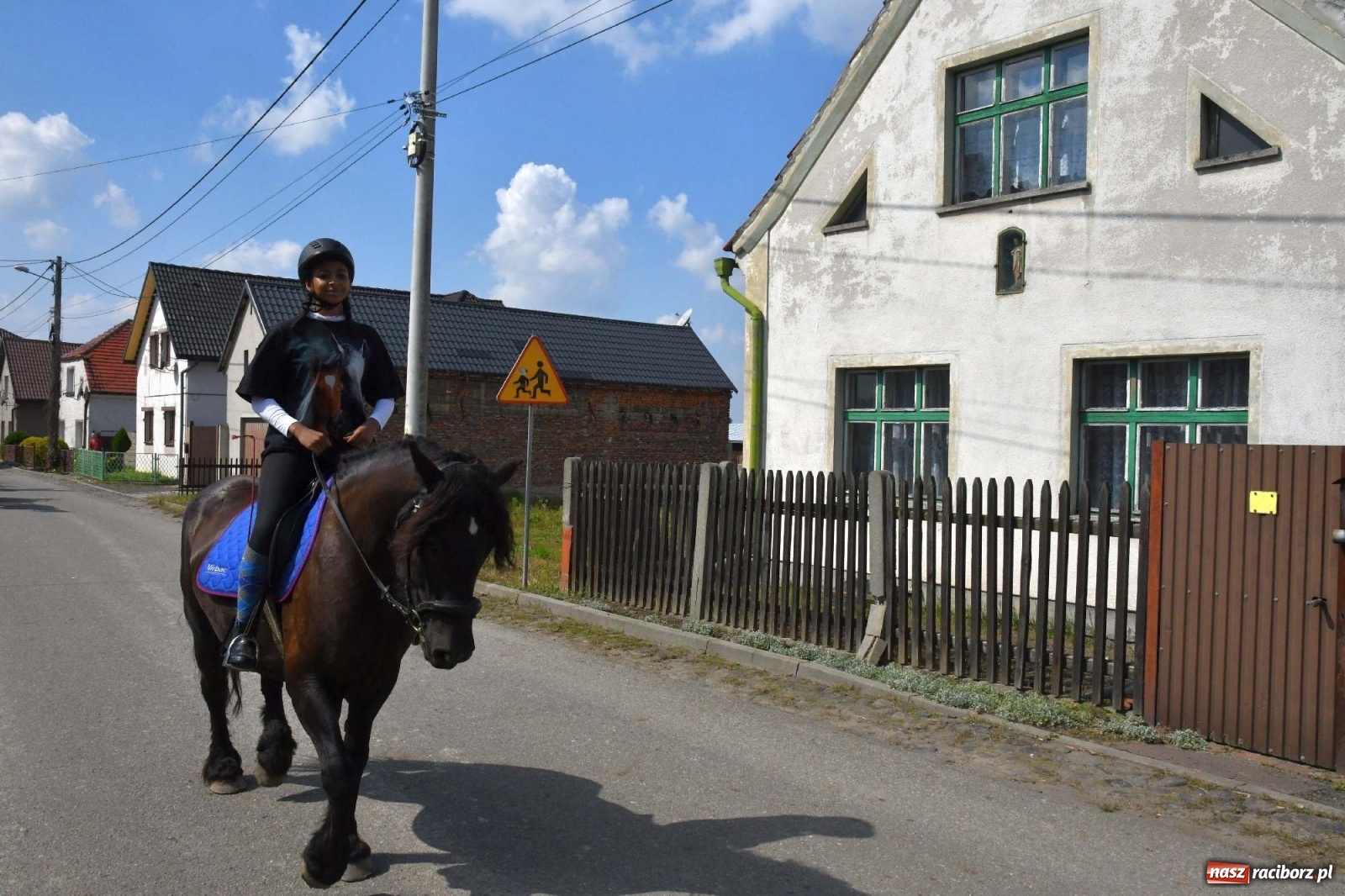 Zdjęcie w galerii na portalu naszraciborz.pl: Hubertus w Żerdzinach. Jakub Niedbała dopadł lisa [FOTO i WIDEO] wiadomości z regionu