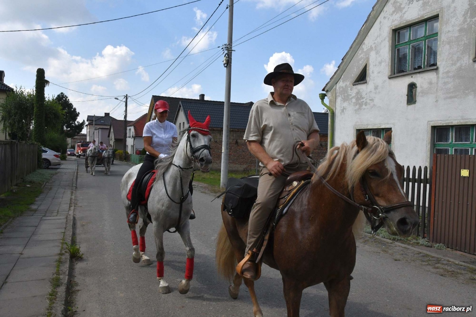 Zdjęcie w galerii na portalu naszraciborz.pl: Hubertus w Żerdzinach. Jakub Niedbała dopadł lisa [FOTO i WIDEO] wiadomości z regionu