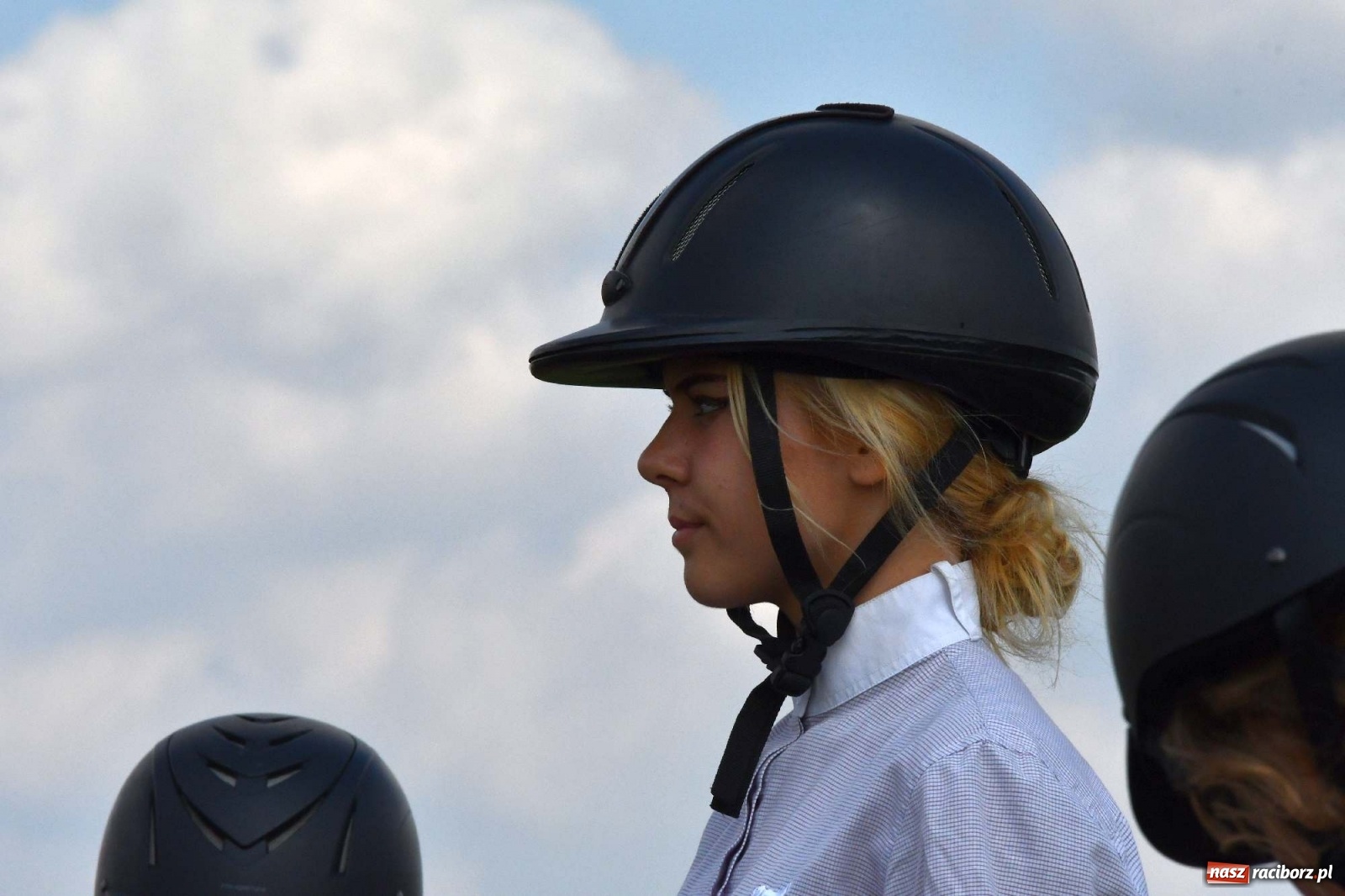 Zdjęcie w galerii na portalu naszraciborz.pl: Hubertus w Żerdzinach. Jakub Niedbała dopadł lisa [FOTO i WIDEO] wiadomości z regionu