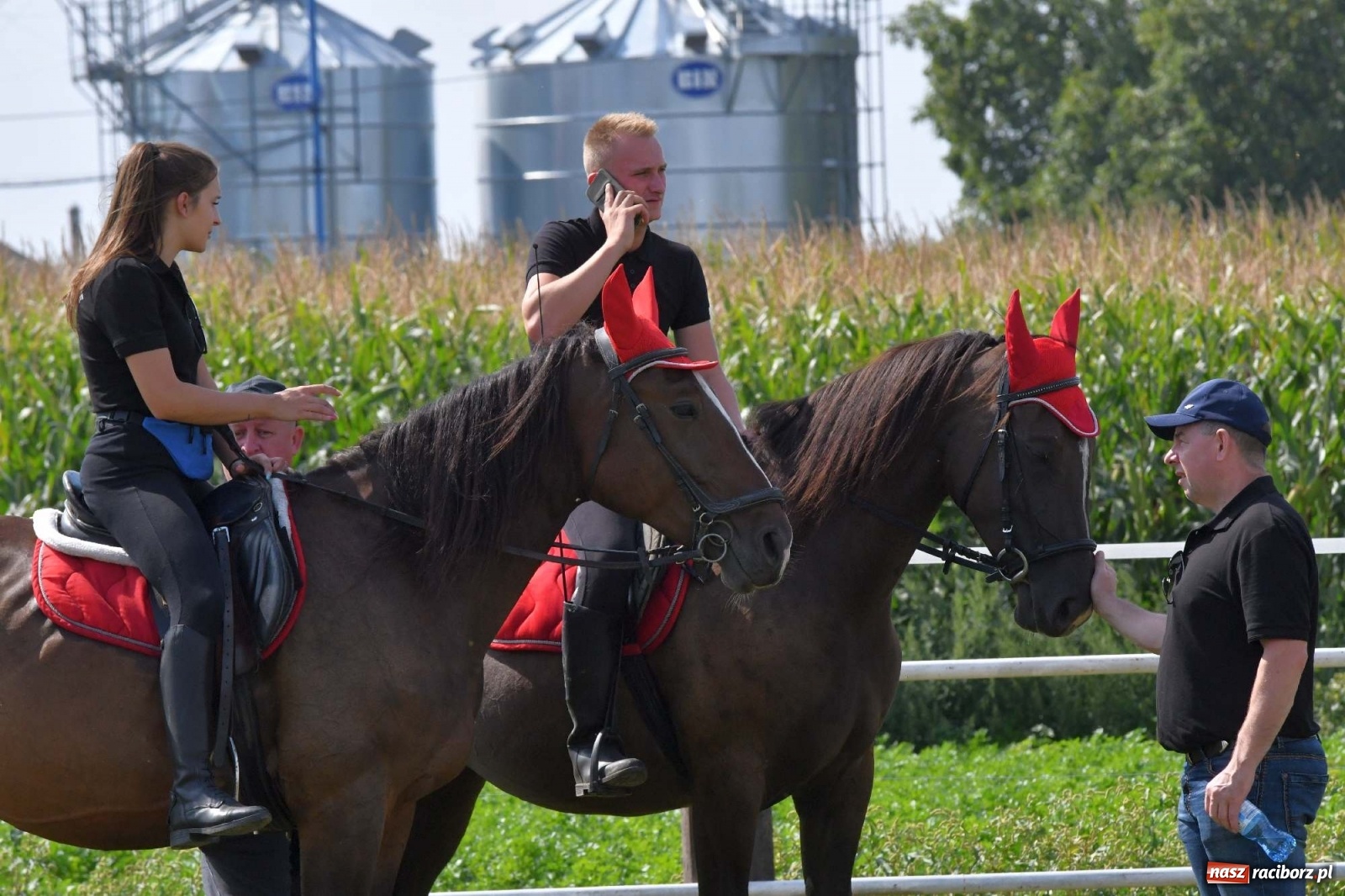 Zdjęcie w galerii na portalu naszraciborz.pl: Hubertus w Żerdzinach. Jakub Niedbała dopadł lisa [FOTO i WIDEO] wiadomości z regionu