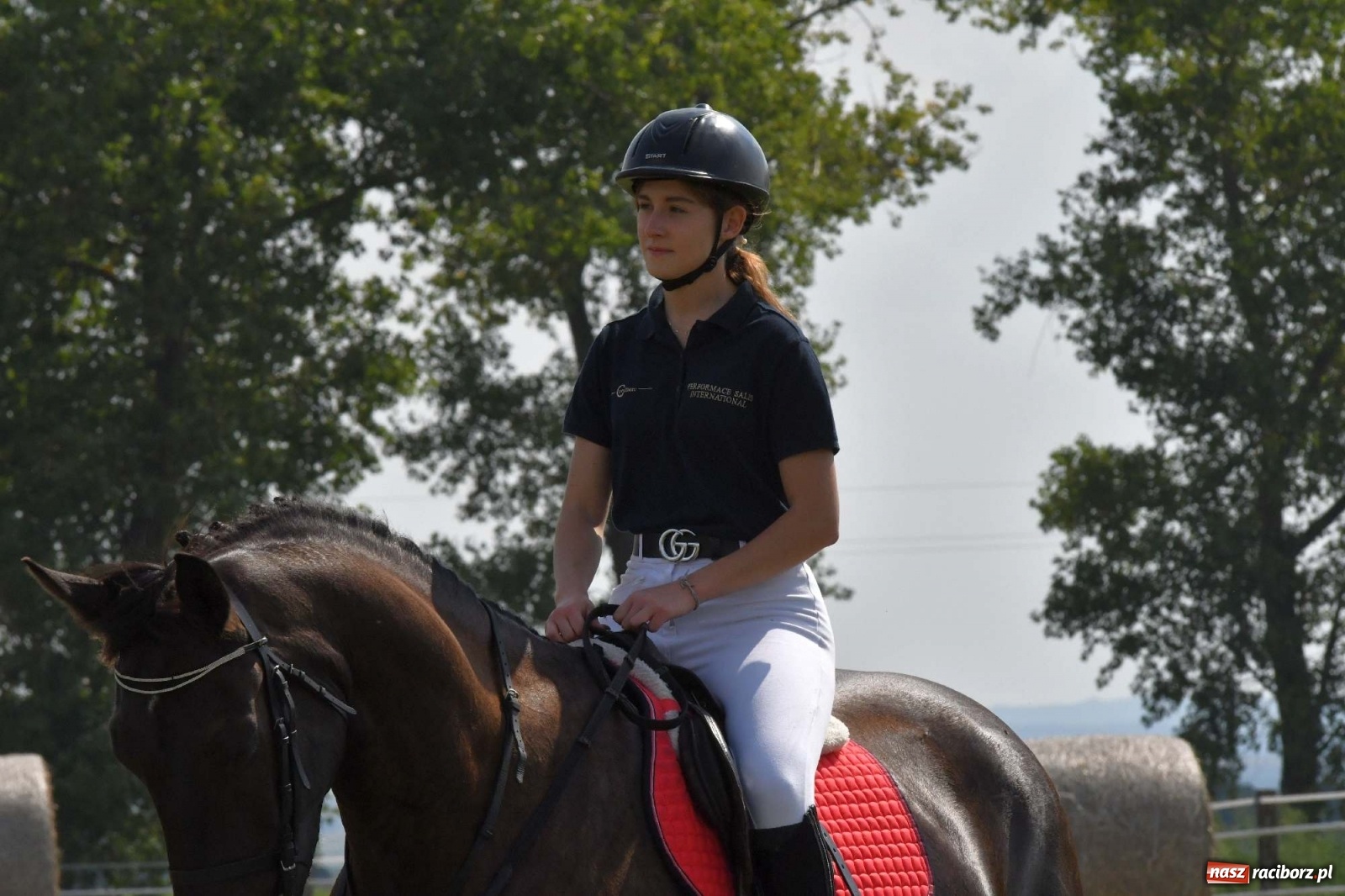 Zdjęcie w galerii na portalu naszraciborz.pl: Hubertus w Żerdzinach. Jakub Niedbała dopadł lisa [FOTO i WIDEO] wiadomości z regionu
