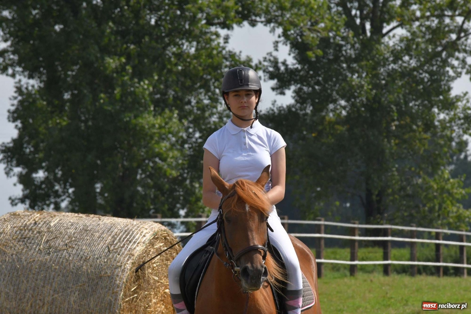 Zdjęcie w galerii na portalu naszraciborz.pl: Hubertus w Żerdzinach. Jakub Niedbała dopadł lisa [FOTO i WIDEO] wiadomości z regionu