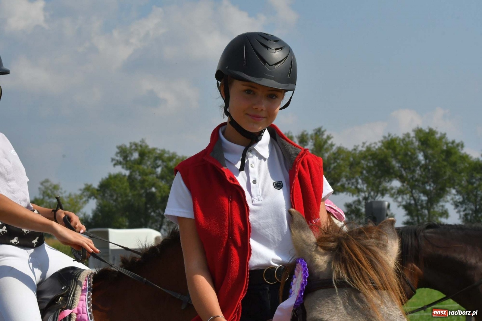 Zdjęcie w galerii na portalu naszraciborz.pl: Hubertus w Żerdzinach. Jakub Niedbała dopadł lisa [FOTO i WIDEO] wiadomości z regionu