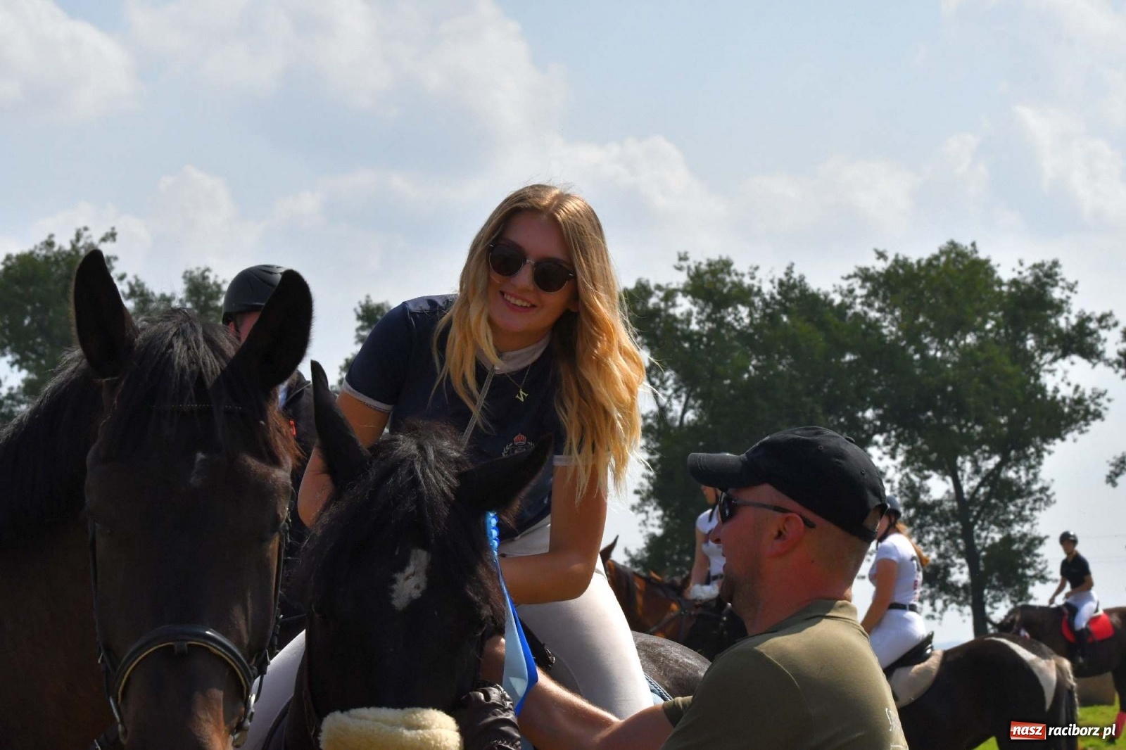 Zdjęcie w galerii na portalu naszraciborz.pl: Hubertus w Żerdzinach. Jakub Niedbała dopadł lisa [FOTO i WIDEO] wiadomości z regionu
