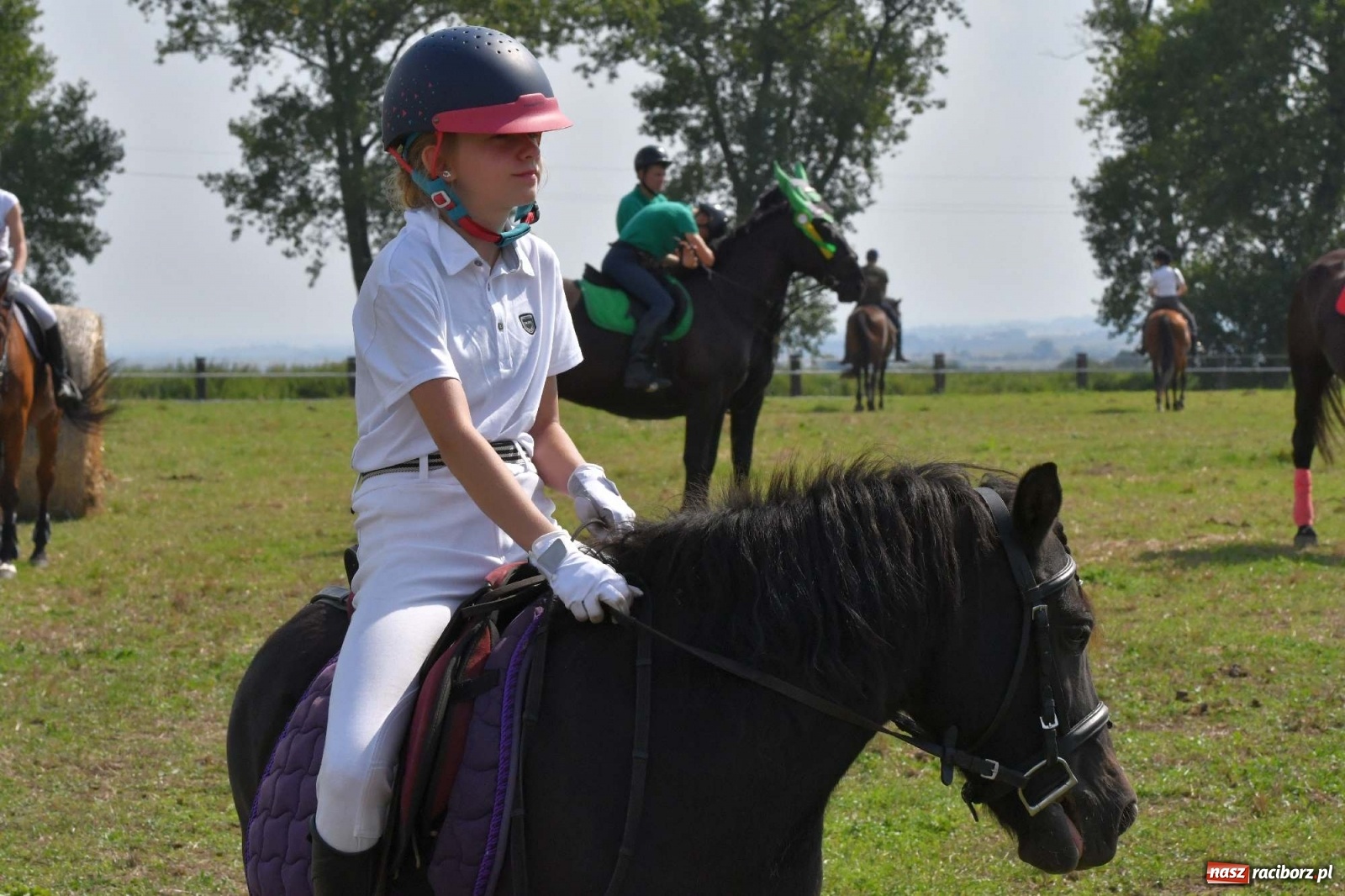 Zdjęcie w galerii na portalu naszraciborz.pl: Hubertus w Żerdzinach. Jakub Niedbała dopadł lisa [FOTO i WIDEO] wiadomości z regionu