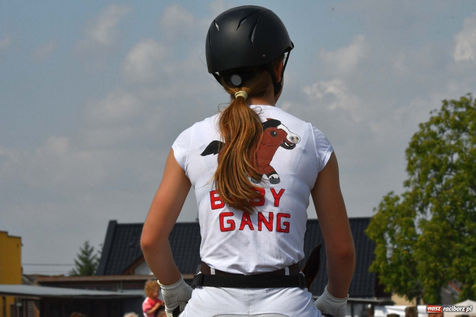 Zdjęcie w galerii na portalu naszraciborz.pl: Hubertus w Żerdzinach. Jakub Niedbała dopadł lisa [FOTO i WIDEO] wiadomości z regionu