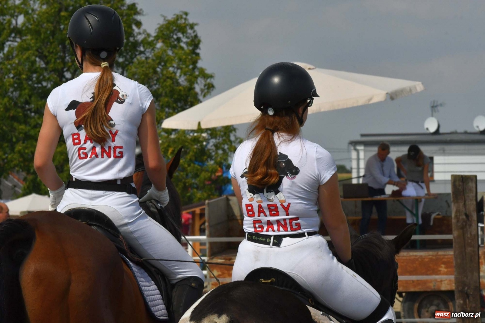 Zdjęcie w galerii na portalu naszraciborz.pl: Hubertus w Żerdzinach. Jakub Niedbała dopadł lisa [FOTO i WIDEO] wiadomości z regionu