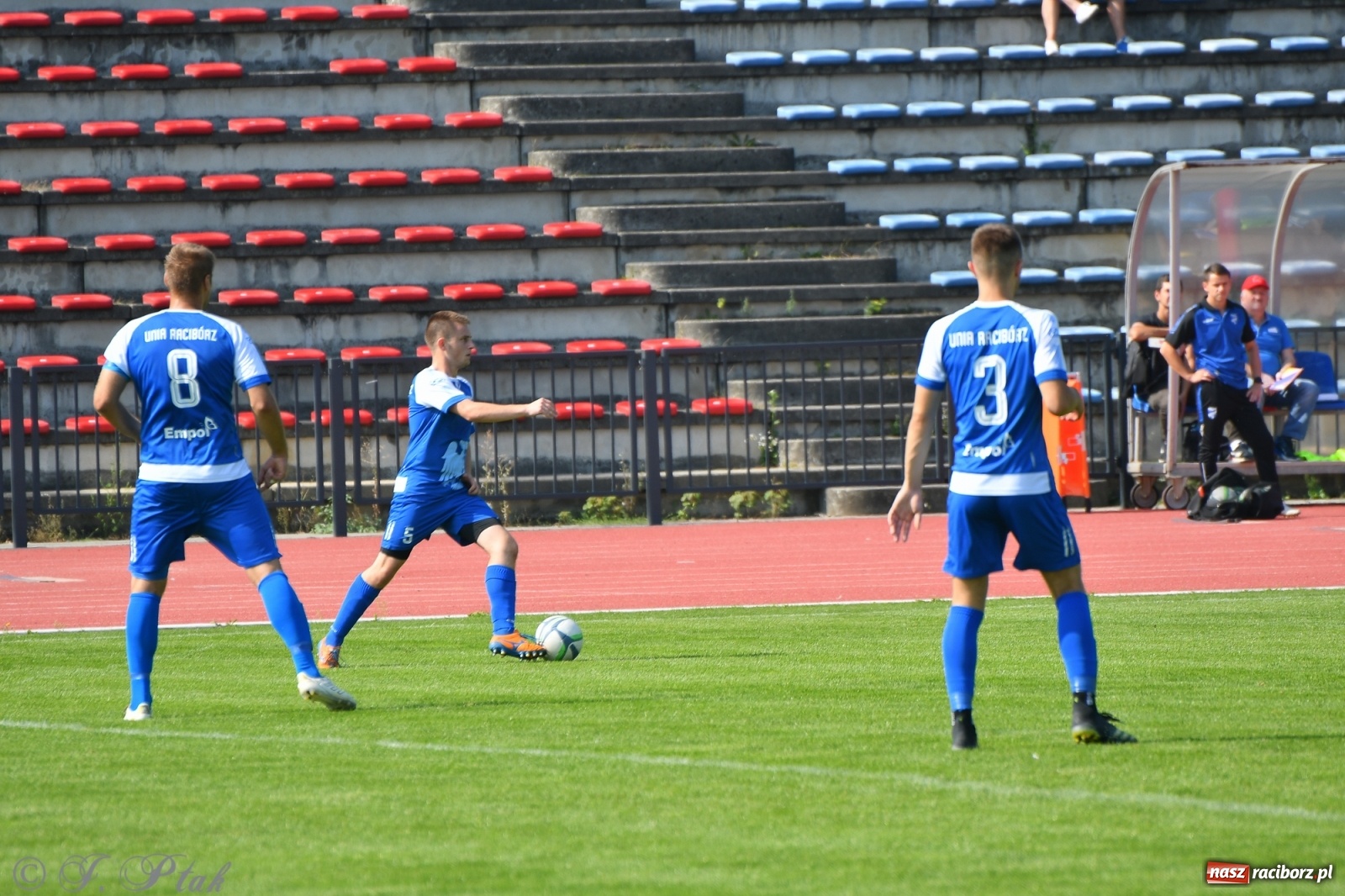 Zdjęcie w galerii na portalu naszraciborz.pl: Unia Racibórz przyćmiła Gwiazdę ze Skrzyszowa [FOTO] wiadomości z regionu