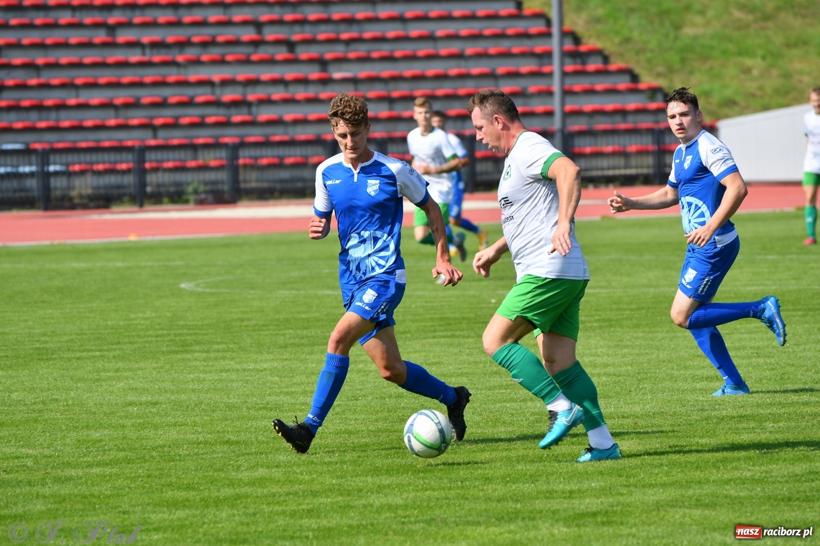 Zdjęcie w galerii na portalu naszraciborz.pl: Unia Racibórz przyćmiła Gwiazdę ze Skrzyszowa [FOTO] wiadomości z regionu