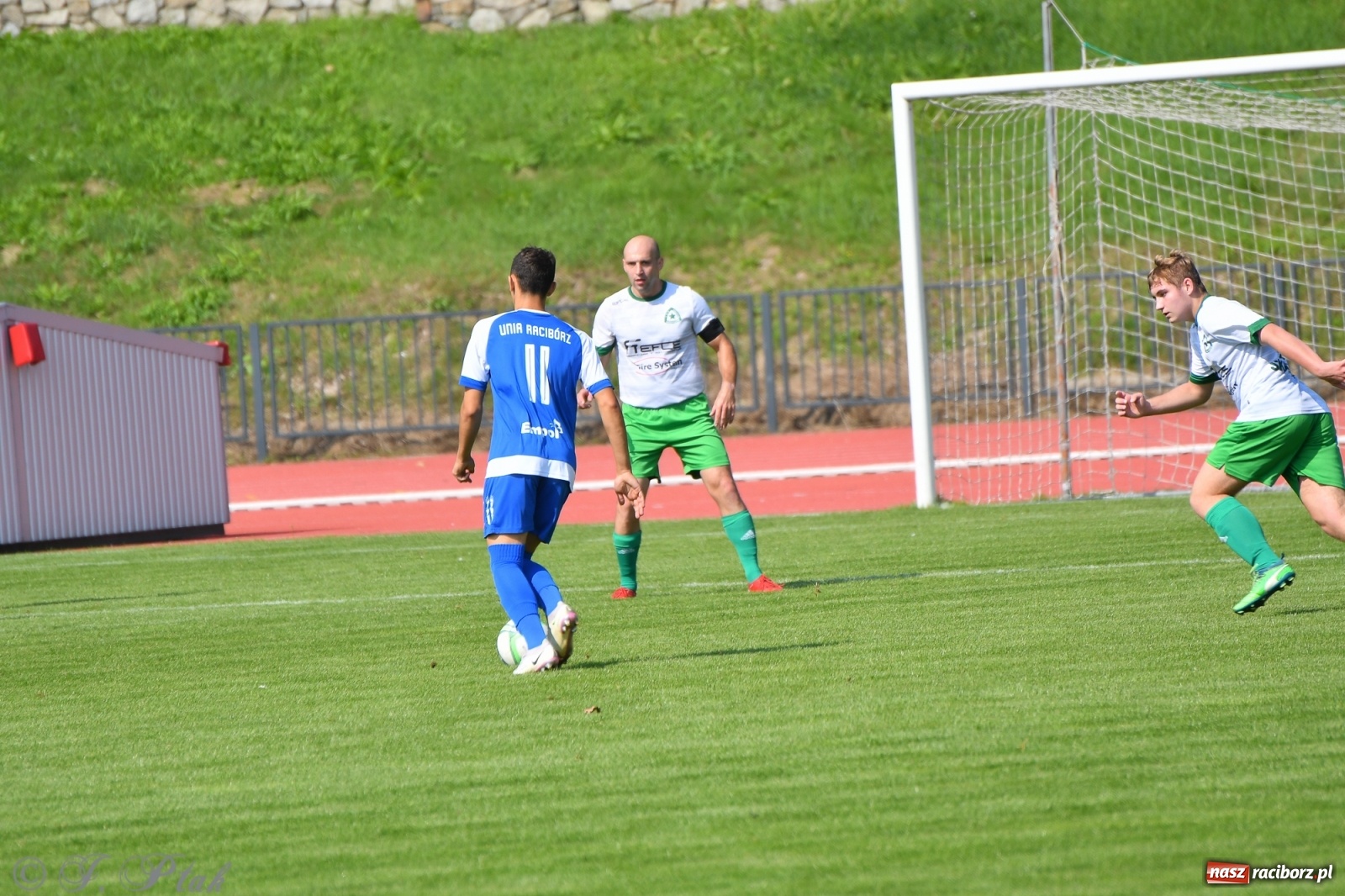 Zdjęcie w galerii na portalu naszraciborz.pl: Unia Racibórz przyćmiła Gwiazdę ze Skrzyszowa [FOTO] wiadomości z regionu