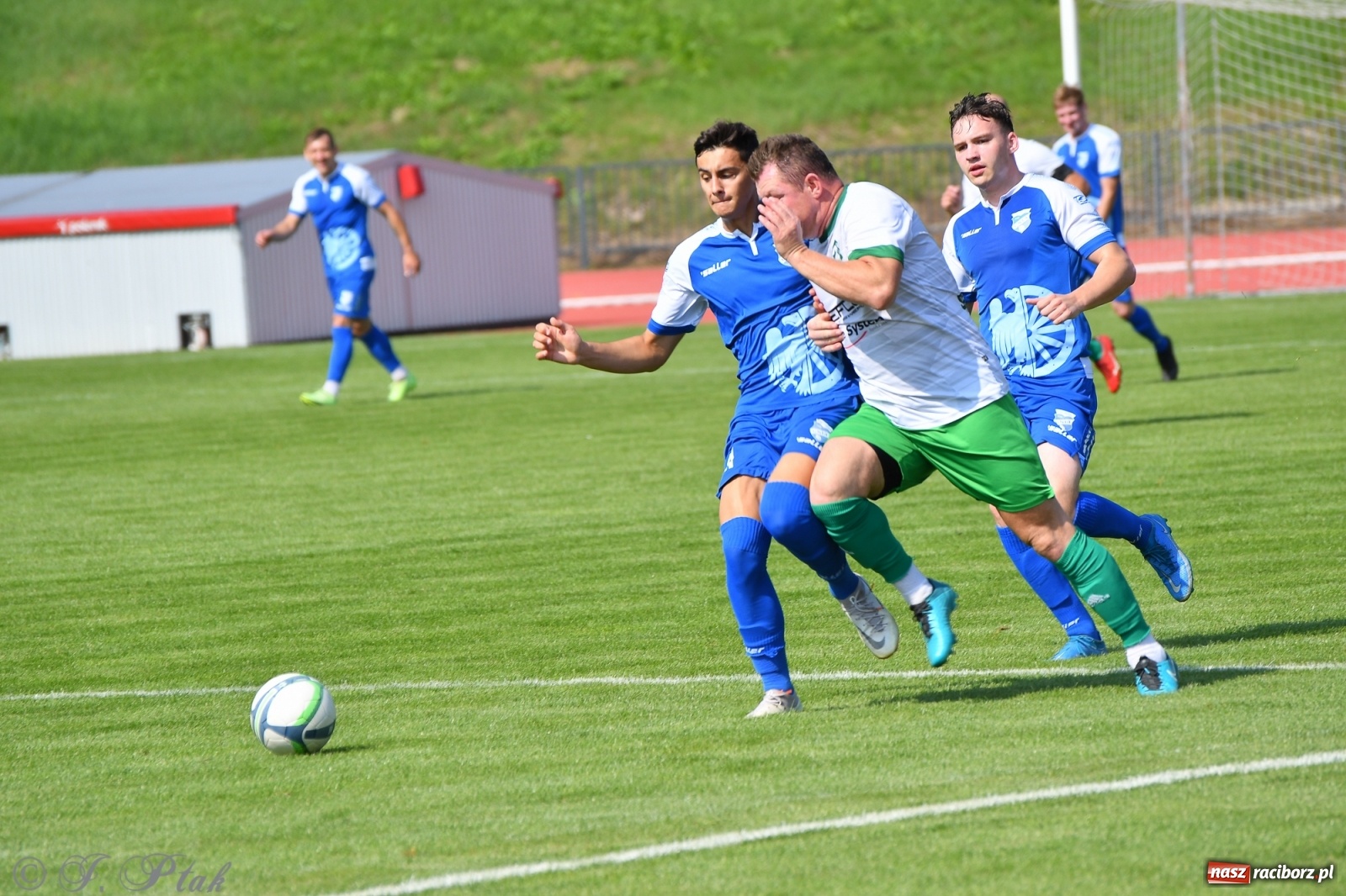 Zdjęcie w galerii na portalu naszraciborz.pl: Unia Racibórz przyćmiła Gwiazdę ze Skrzyszowa [FOTO] wiadomości z regionu