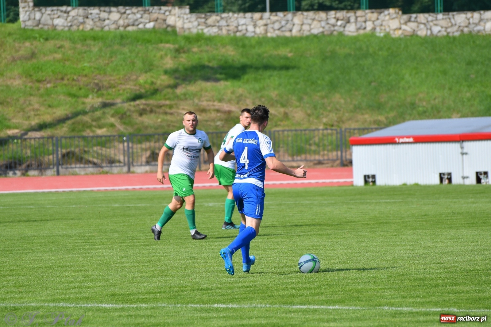 Zdjęcie w galerii na portalu naszraciborz.pl: Unia Racibórz przyćmiła Gwiazdę ze Skrzyszowa [FOTO] wiadomości z regionu