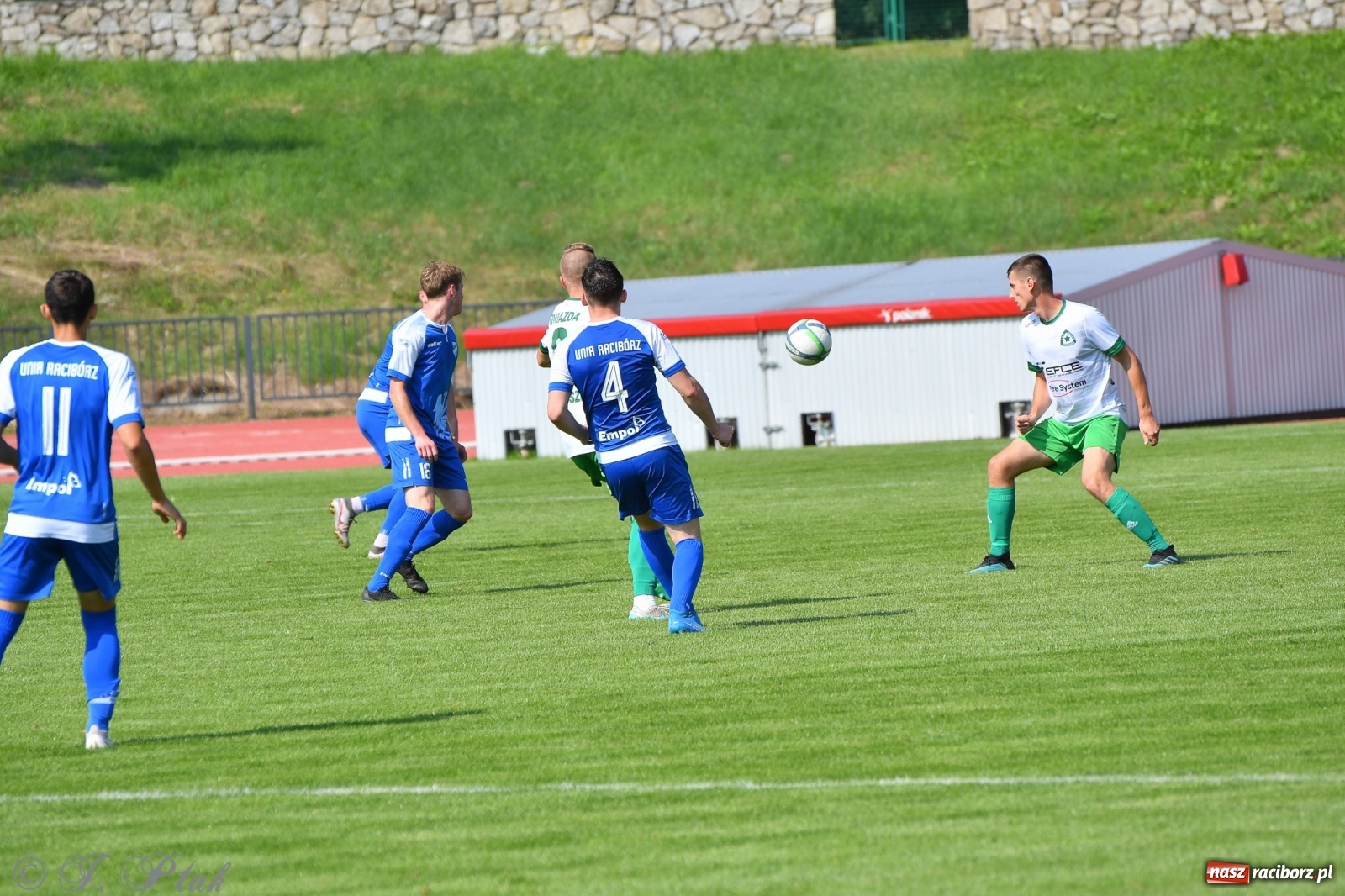 Zdjęcie w galerii na portalu naszraciborz.pl: Unia Racibórz przyćmiła Gwiazdę ze Skrzyszowa [FOTO] wiadomości z regionu