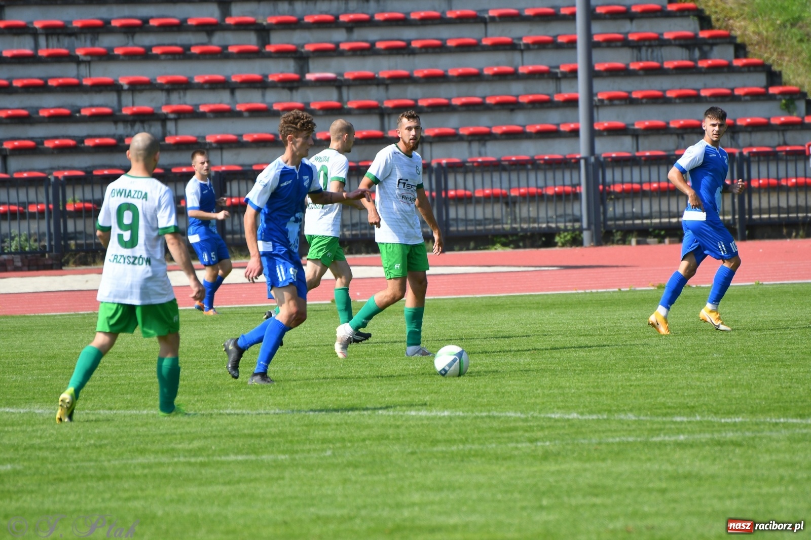 Zdjęcie w galerii na portalu naszraciborz.pl: Unia Racibórz przyćmiła Gwiazdę ze Skrzyszowa [FOTO] wiadomości z regionu