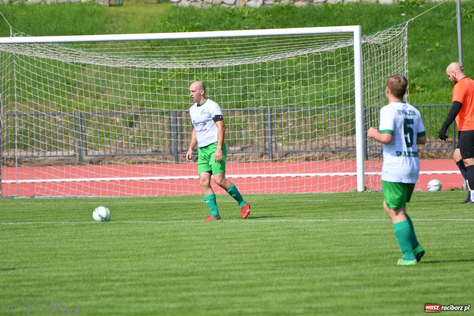 Zdjęcie w galerii na portalu naszraciborz.pl: Unia Racibórz przyćmiła Gwiazdę ze Skrzyszowa [FOTO] wiadomości z regionu