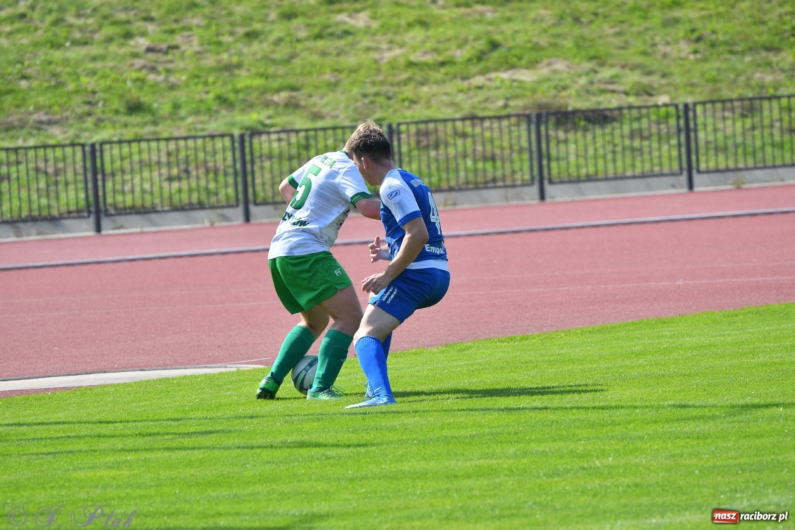 Zdjęcie w galerii na portalu naszraciborz.pl: Unia Racibórz przyćmiła Gwiazdę ze Skrzyszowa [FOTO] wiadomości z regionu