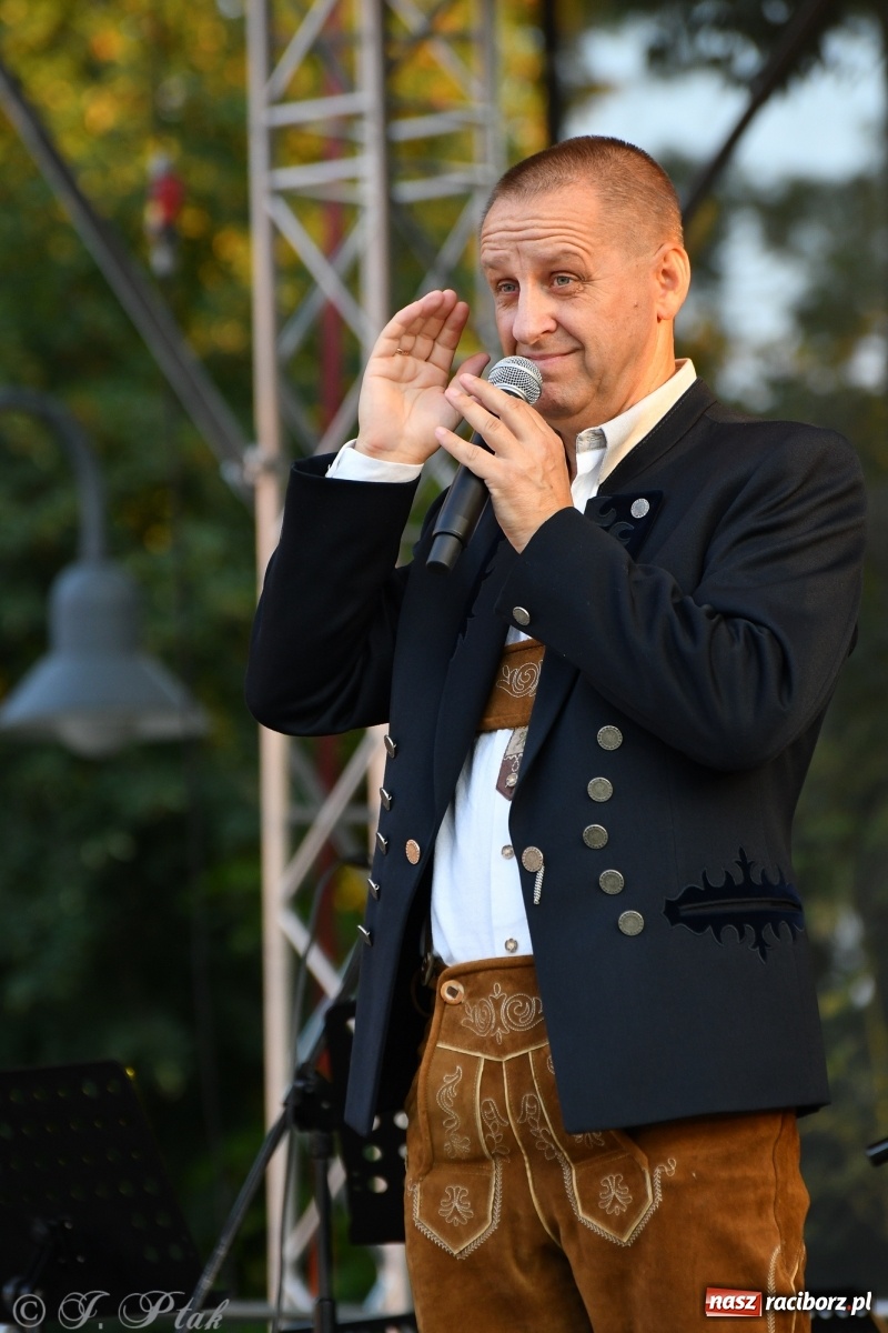 Zdjęcie w galerii na portalu naszraciborz.pl: Biesiada śląska na raciborskim zamku [FOTO i WIDEO] wiadomości z regionu