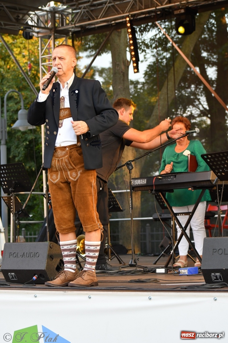 Zdjęcie w galerii na portalu naszraciborz.pl: Biesiada śląska na raciborskim zamku [FOTO i WIDEO] wiadomości z regionu