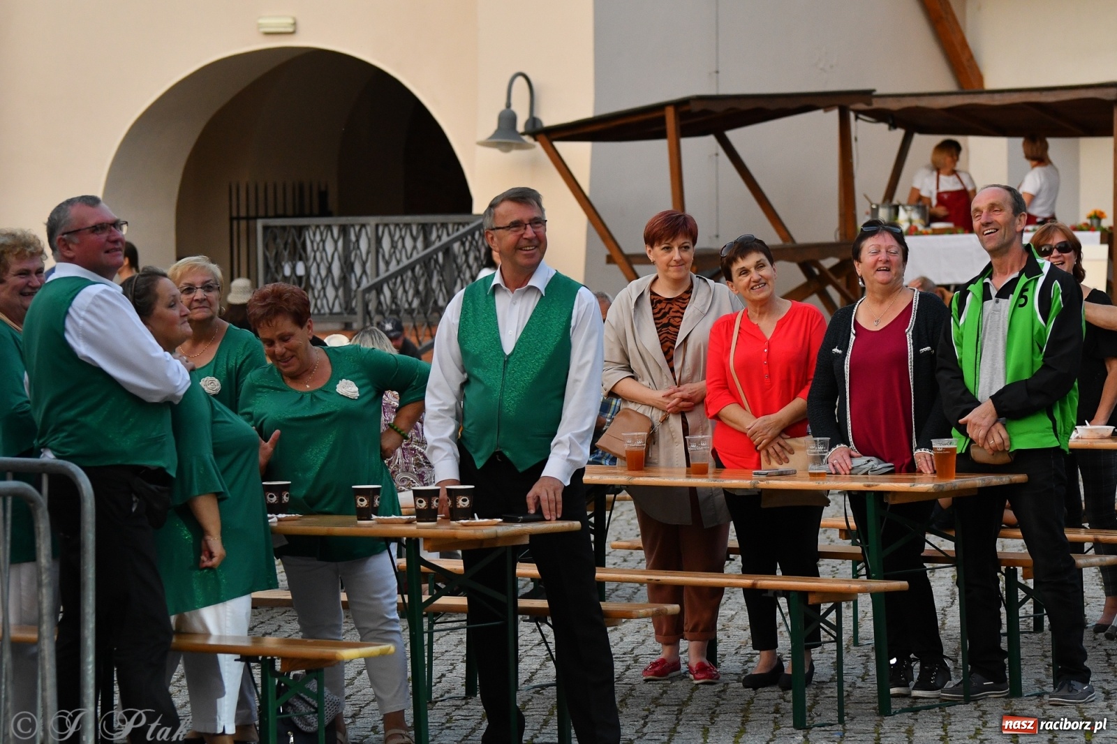 Zdjęcie w galerii na portalu naszraciborz.pl: Biesiada śląska na raciborskim zamku [FOTO i WIDEO] wiadomości z regionu