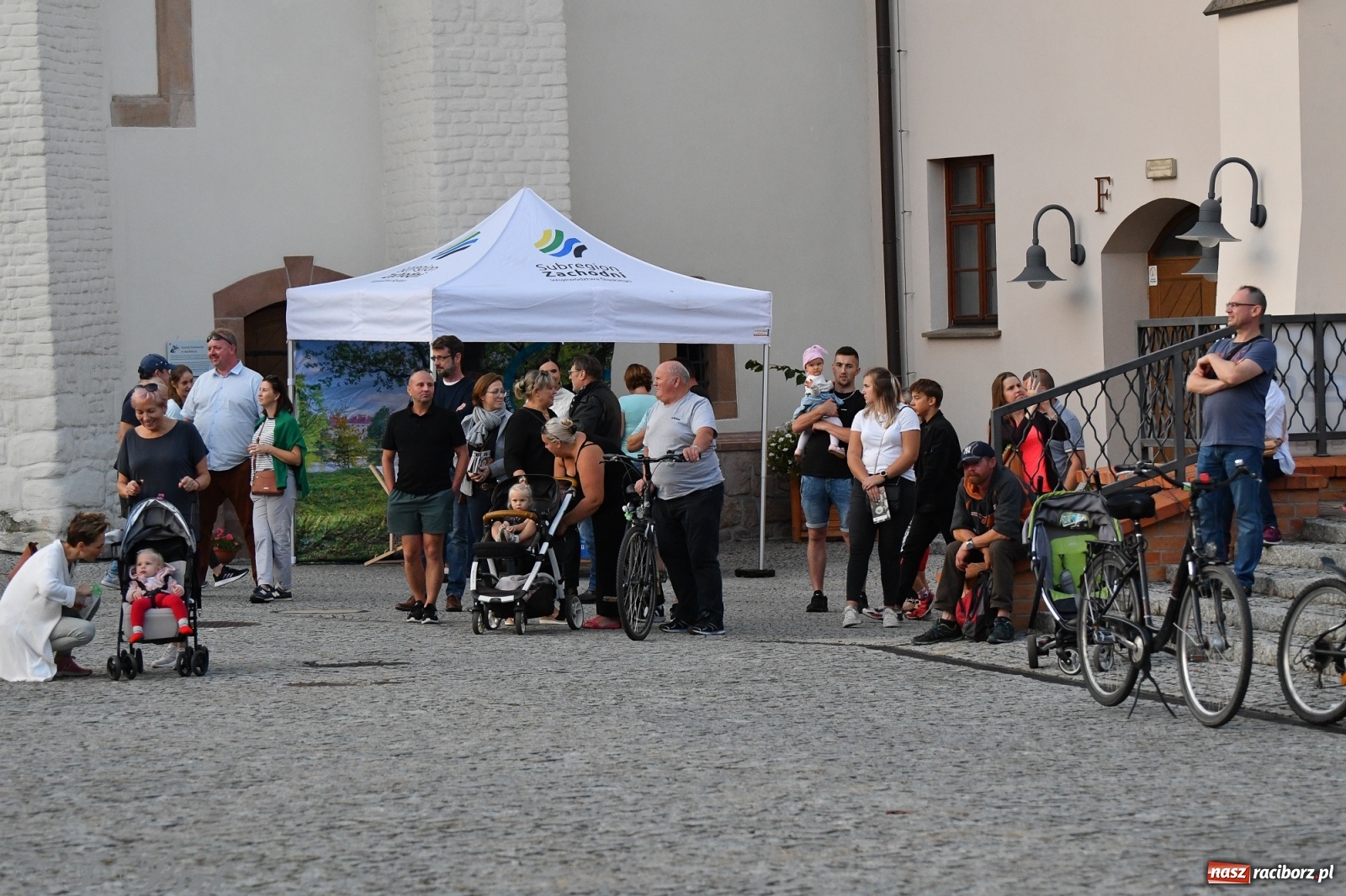 Zdjęcie w galerii na portalu naszraciborz.pl: Biesiada śląska na raciborskim zamku [FOTO i WIDEO] wiadomości z regionu