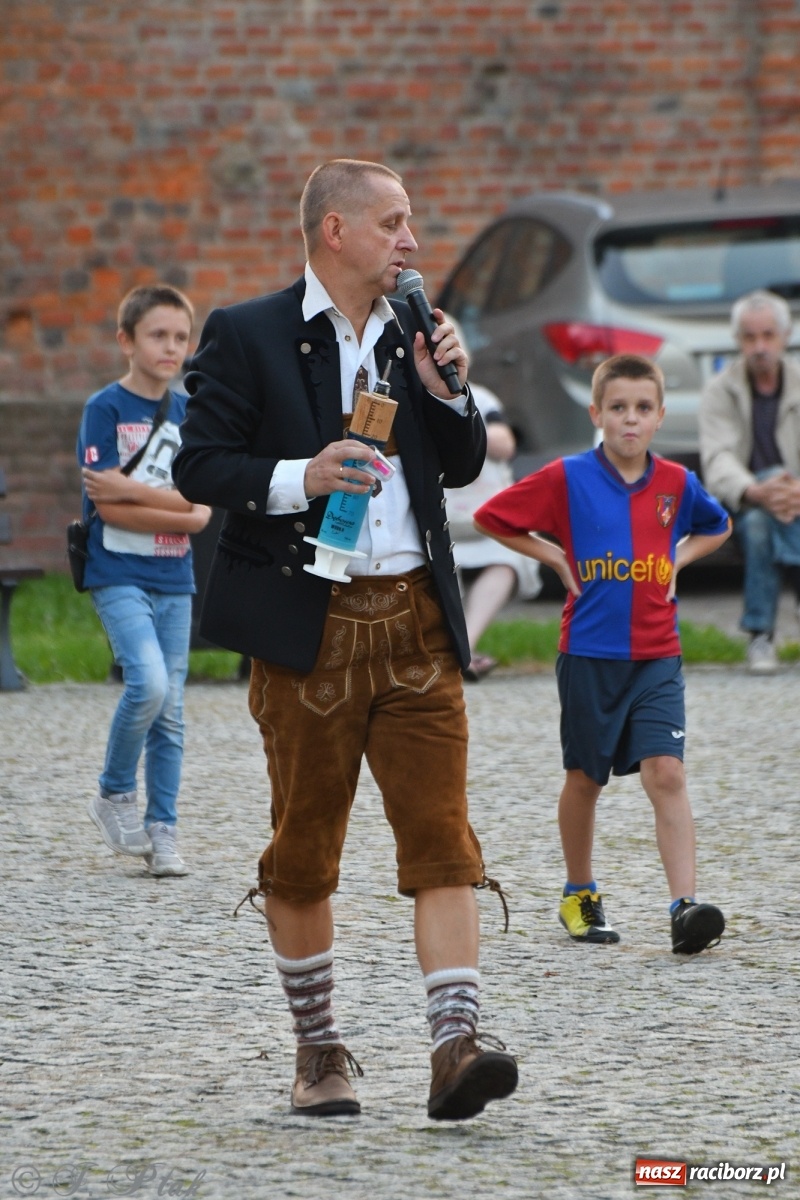 Zdjęcie w galerii na portalu naszraciborz.pl: Biesiada śląska na raciborskim zamku [FOTO i WIDEO] wiadomości z regionu