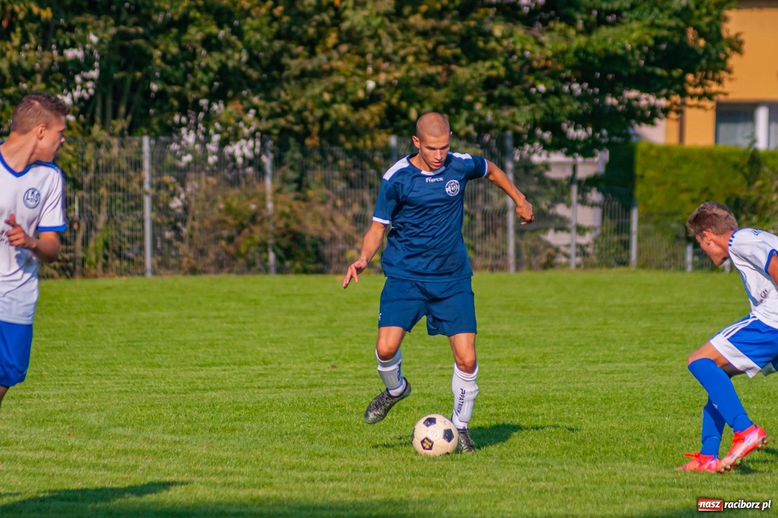 Zdjęcie w galerii na portalu naszraciborz.pl: Derby Raciborza. Zabójcze pięć minut Markowic [FOTO] wiadomości z regionu