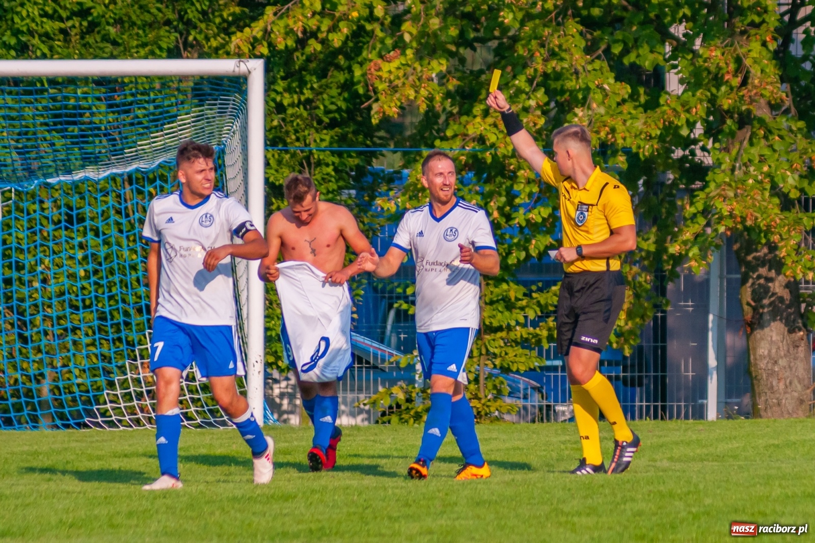 Zdjęcie w galerii na portalu naszraciborz.pl: Derby Raciborza. Zabójcze pięć minut Markowic [FOTO] wiadomości z regionu