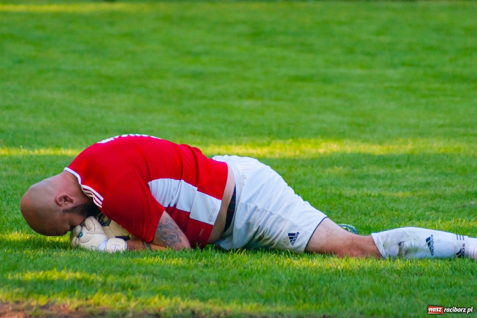 Zdjęcie w galerii na portalu naszraciborz.pl: Derby Raciborza. Zabójcze pięć minut Markowic [FOTO] wiadomości z regionu