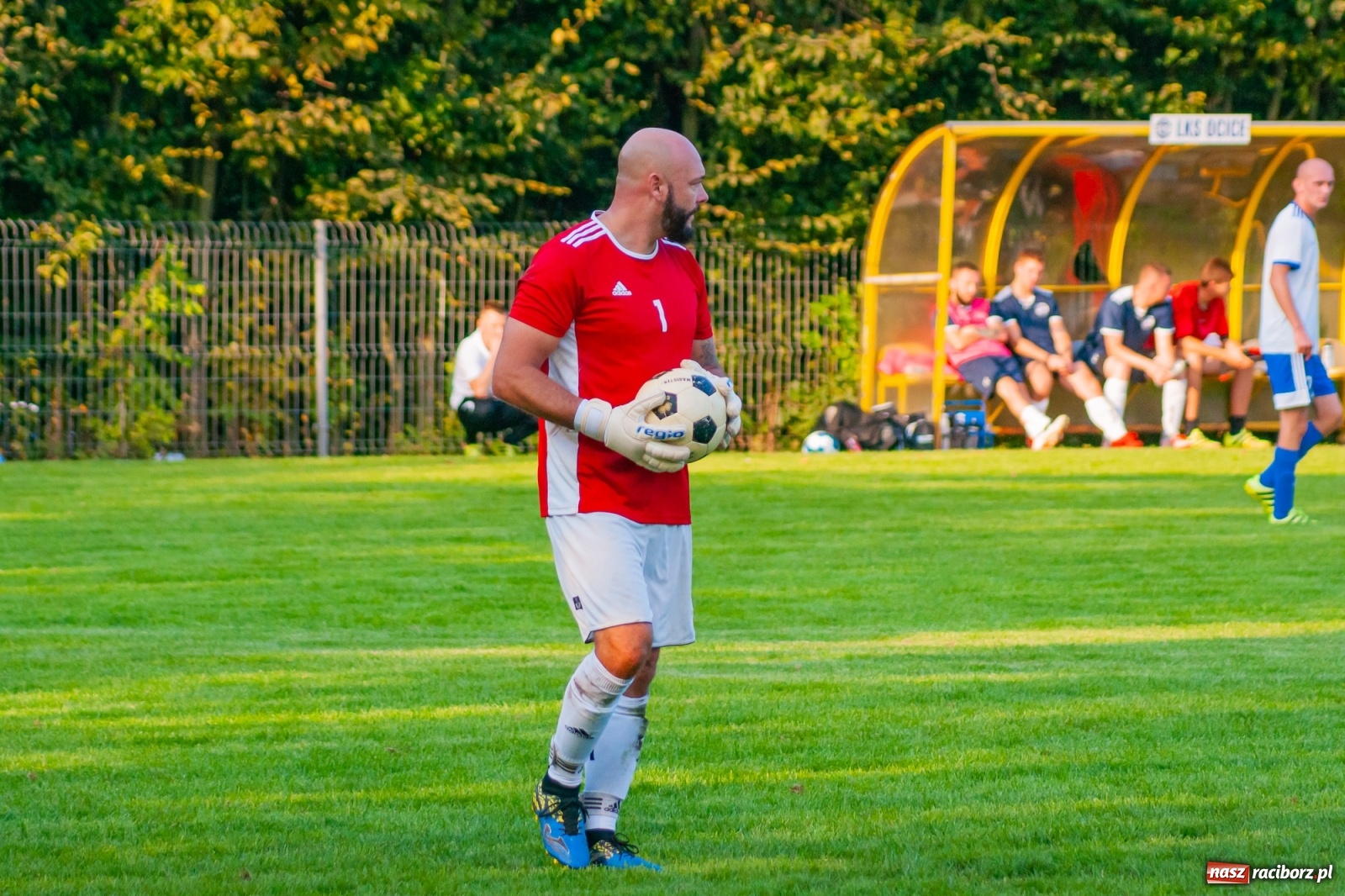 Zdjęcie w galerii na portalu naszraciborz.pl: Derby Raciborza. Zabójcze pięć minut Markowic [FOTO] wiadomości z regionu