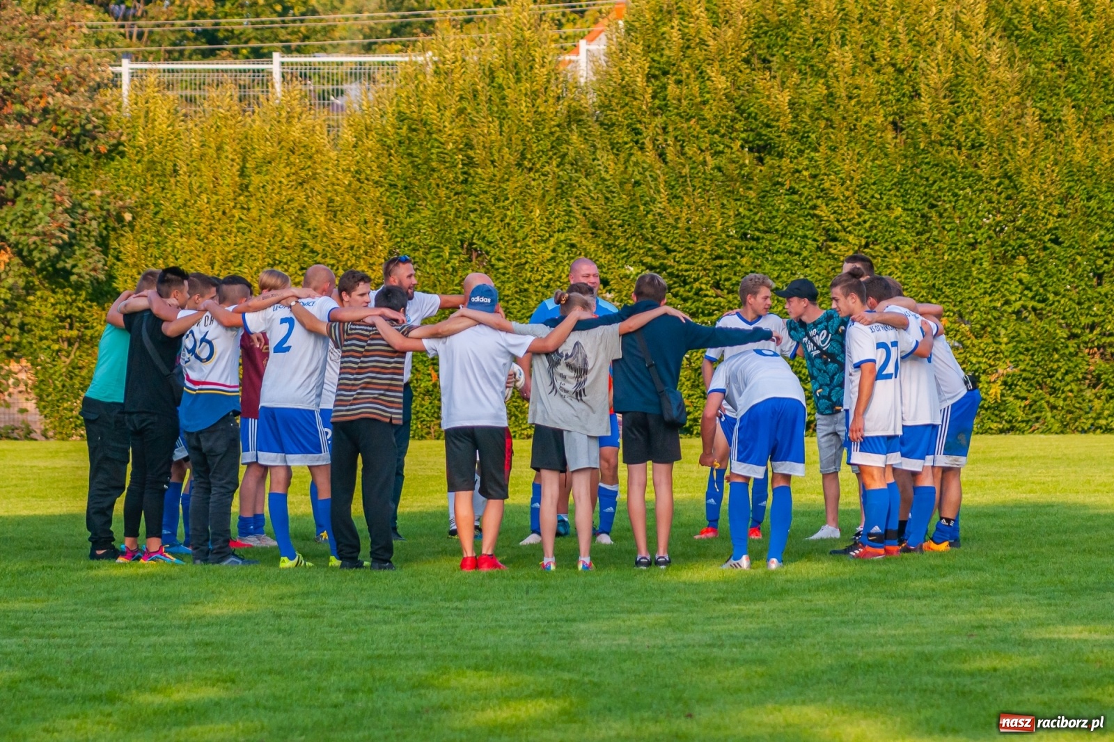 Zdjęcie w galerii na portalu naszraciborz.pl: Derby Raciborza. Zabójcze pięć minut Markowic [FOTO] wiadomości z regionu