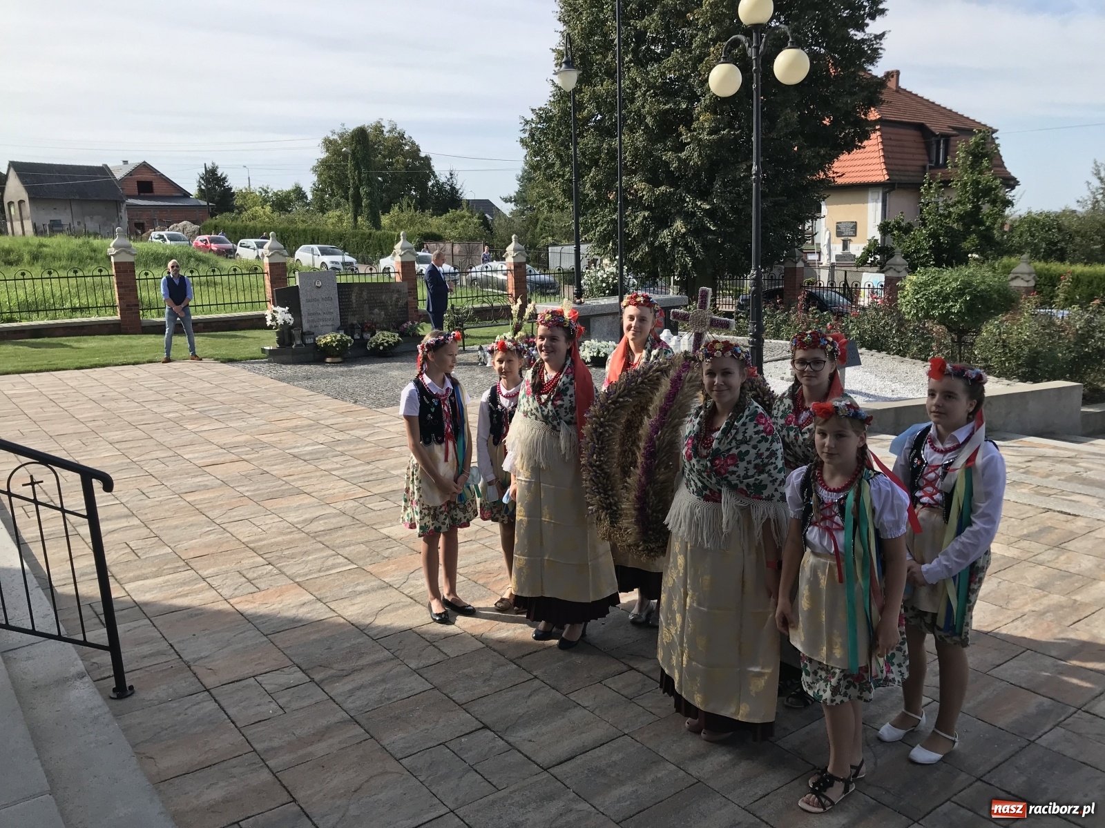 Zdjęcie w galerii na portalu naszraciborz.pl: Dożynki parafialne w Raciborzu Brzeziu wiadomości z regionu