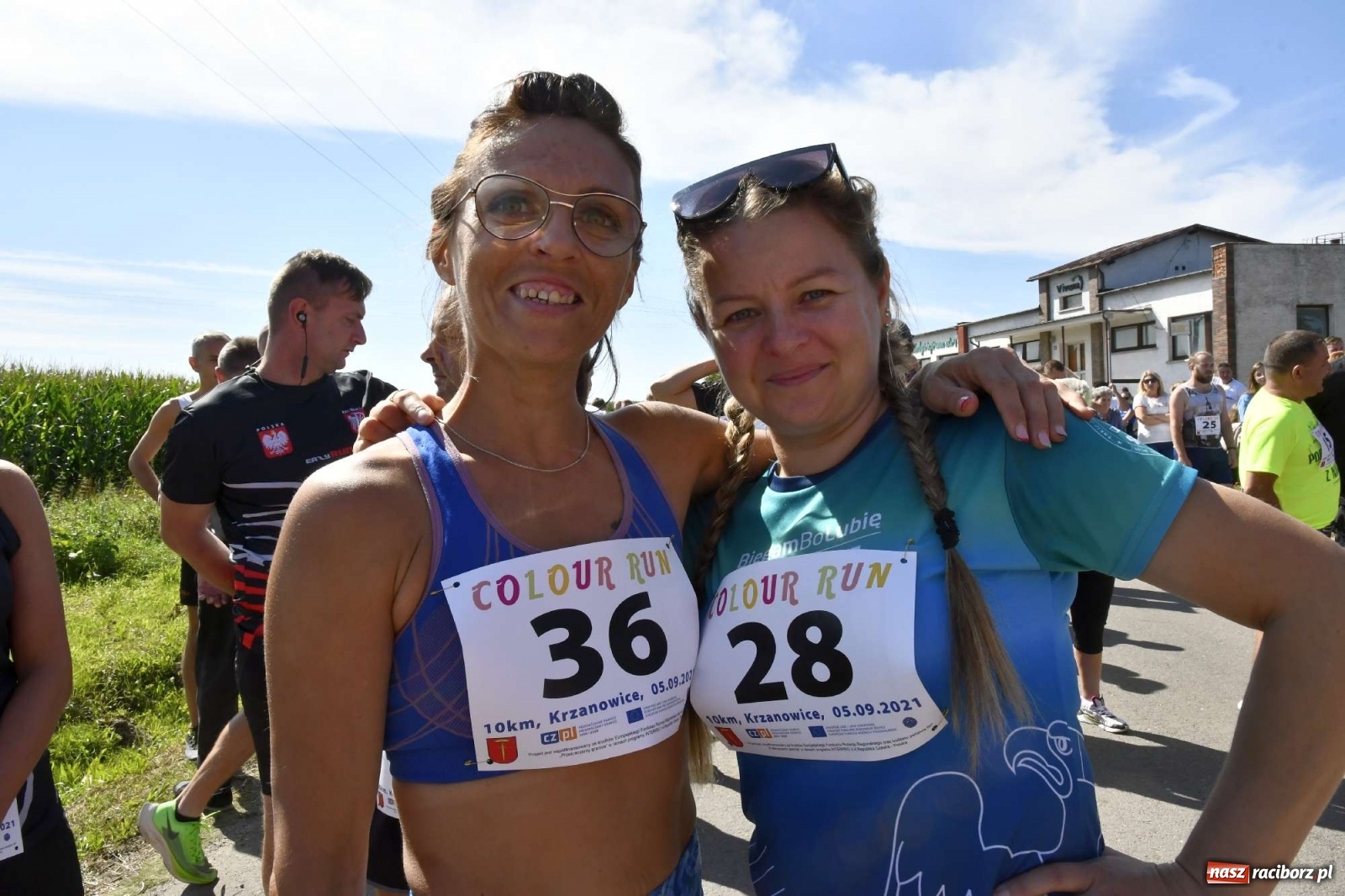Zdjęcie w galerii na portalu naszraciborz.pl: Colour Run w pełnym słońcu w Krzanowicach [FOTO i WIDEO] wiadomości z regionu