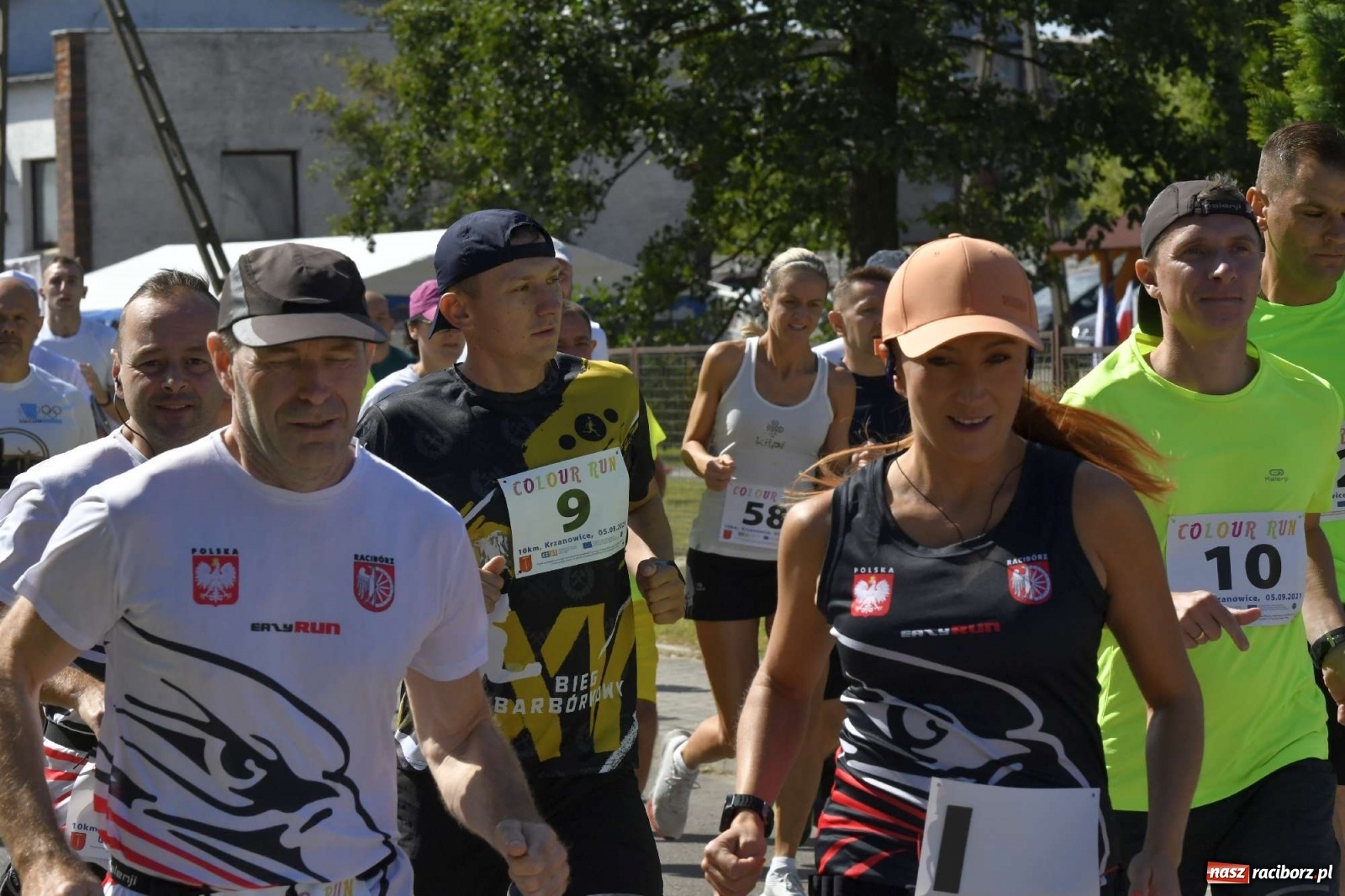 Zdjęcie w galerii na portalu naszraciborz.pl: Colour Run w pełnym słońcu w Krzanowicach [FOTO i WIDEO] wiadomości z regionu