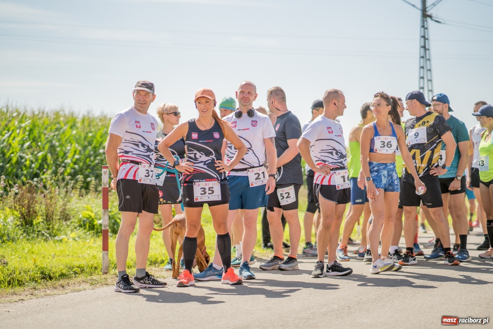 Zdjęcie w galerii na portalu naszraciborz.pl: Colour Run w pełnym słońcu w Krzanowicach [FOTO i WIDEO] wiadomości z regionu