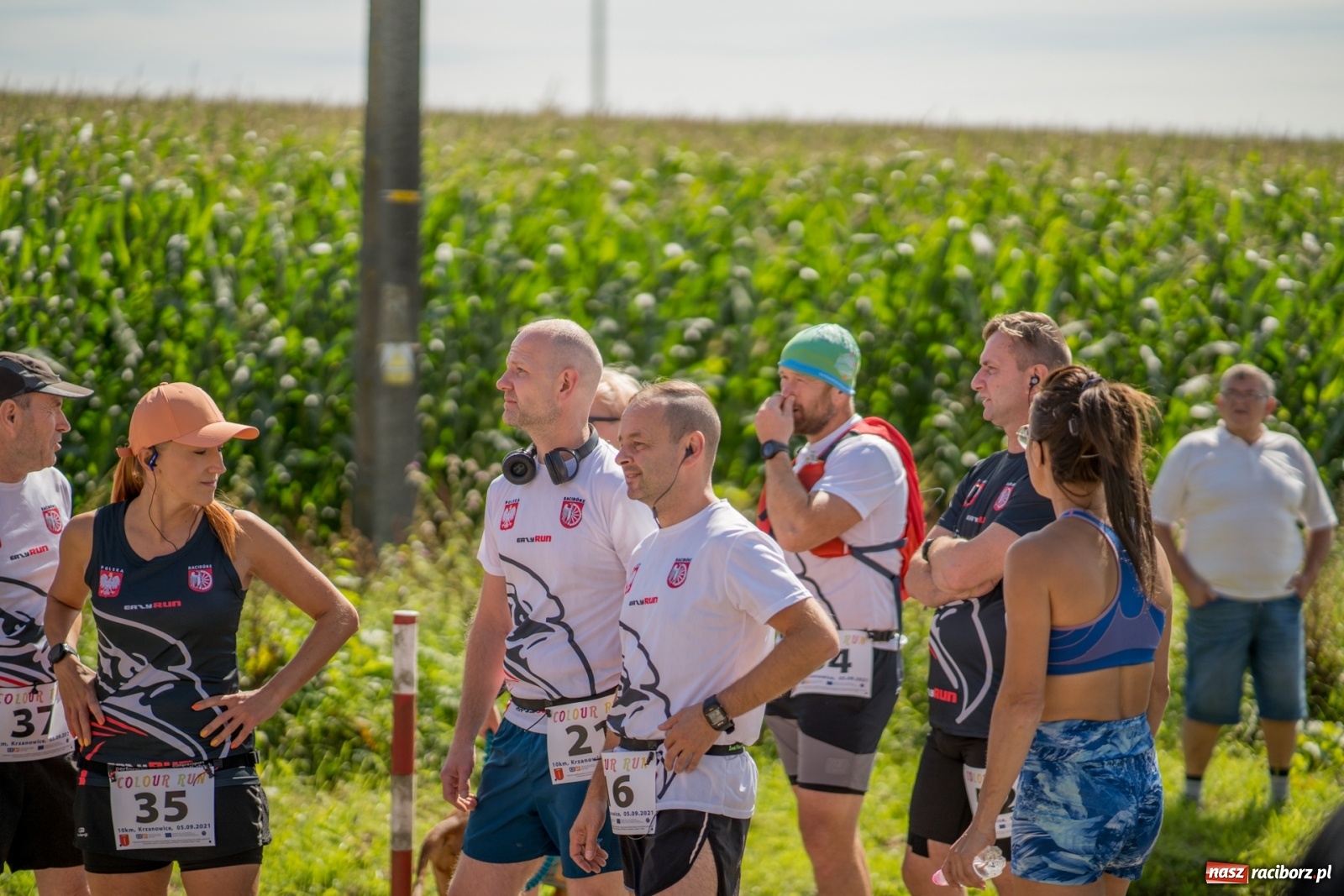 Zdjęcie w galerii na portalu naszraciborz.pl: Colour Run w pełnym słońcu w Krzanowicach [FOTO i WIDEO] wiadomości z regionu
