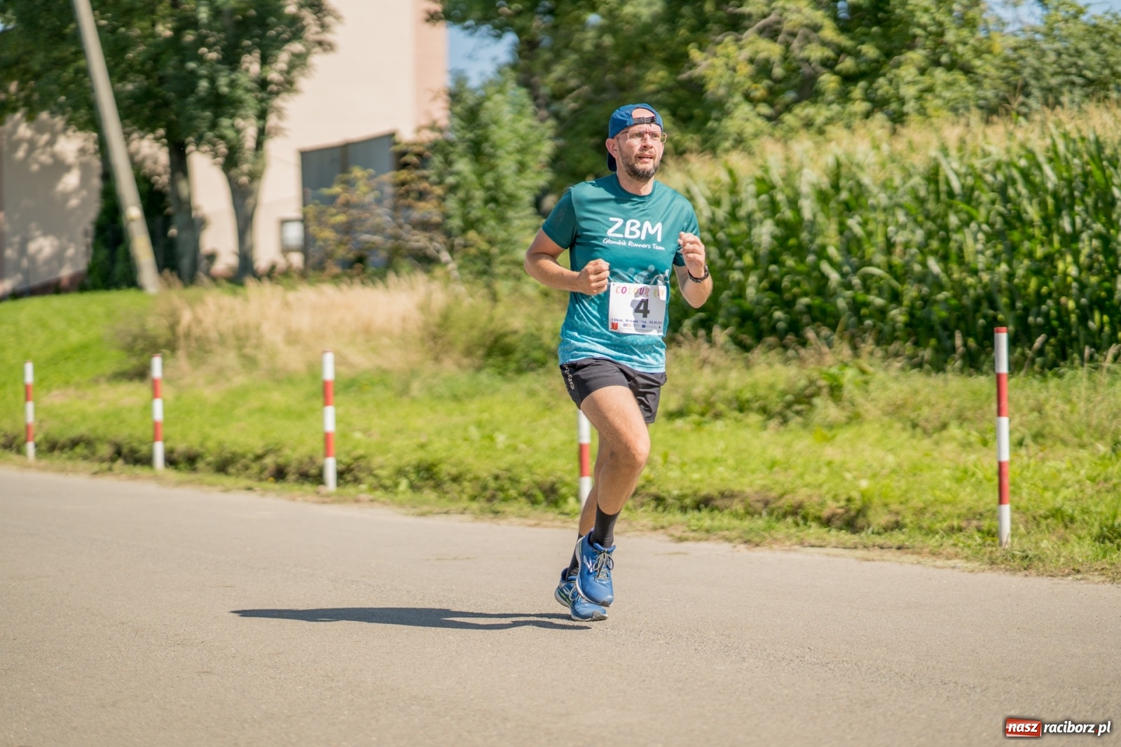 Zdjęcie w galerii na portalu naszraciborz.pl: Colour Run w pełnym słońcu w Krzanowicach [FOTO i WIDEO] wiadomości z regionu