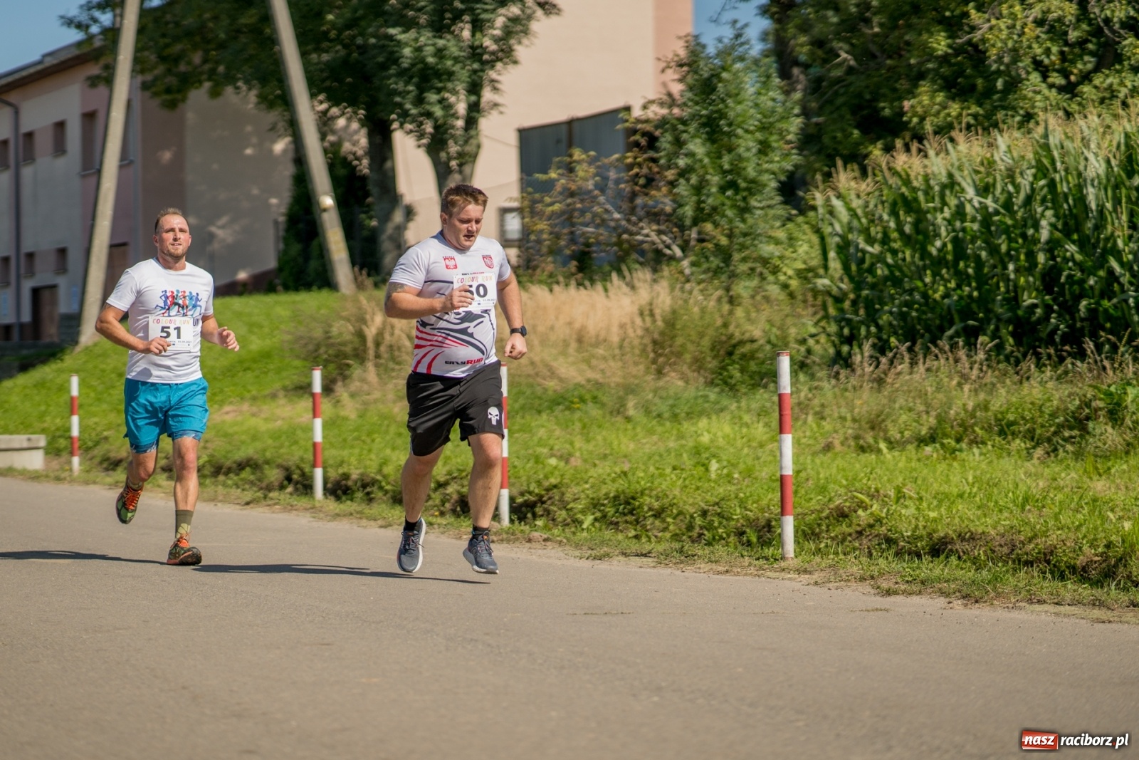 Zdjęcie w galerii na portalu naszraciborz.pl: Colour Run w pełnym słońcu w Krzanowicach [FOTO i WIDEO] wiadomości z regionu
