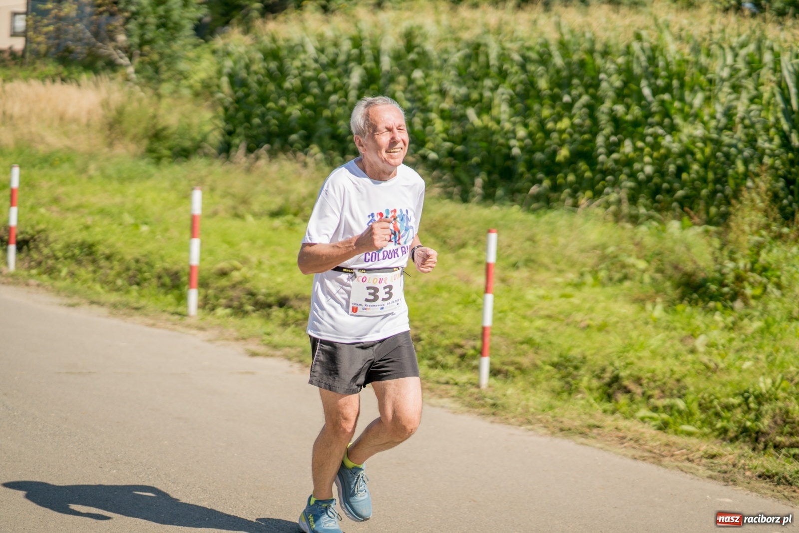 Zdjęcie w galerii na portalu naszraciborz.pl: Colour Run w pełnym słońcu w Krzanowicach [FOTO i WIDEO] wiadomości z regionu