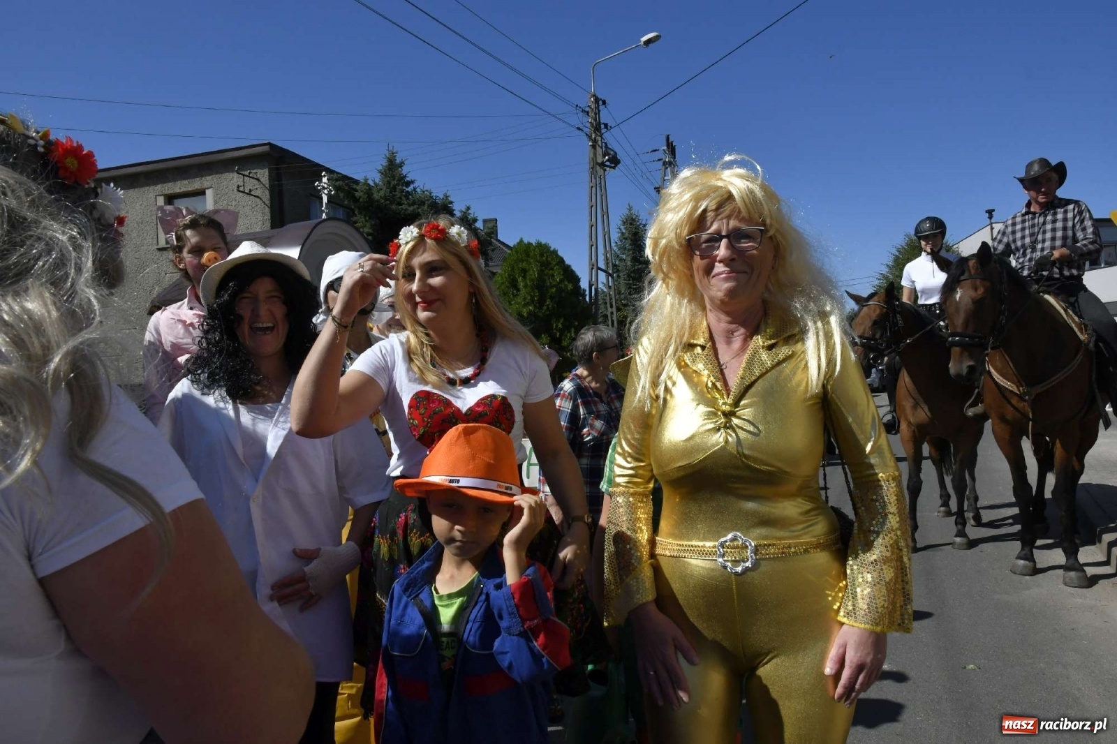 Zdjęcie w galerii na portalu naszraciborz.pl: Dożynki w Wojnowicach jak gorączka sobotniej nocy [FOTO i WIDEO] wiadomości z regionu