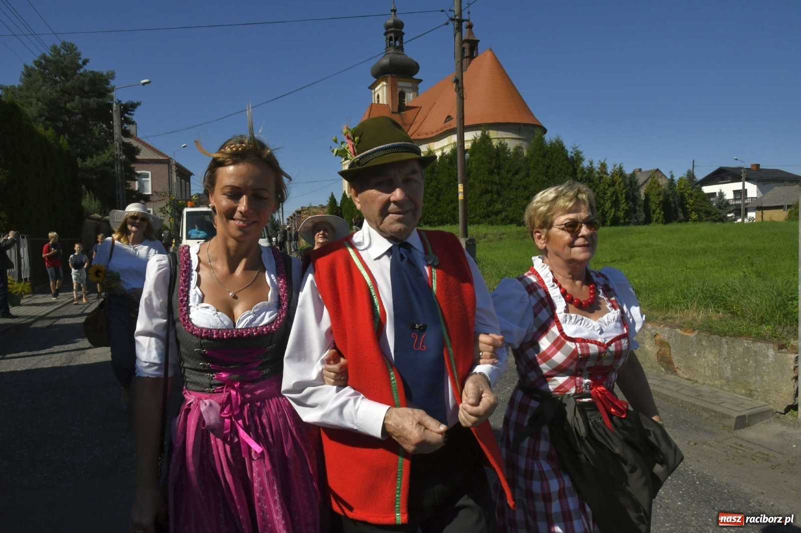 Zdjęcie w galerii na portalu naszraciborz.pl: Dożynki w Wojnowicach jak gorączka sobotniej nocy [FOTO i WIDEO] wiadomości z regionu