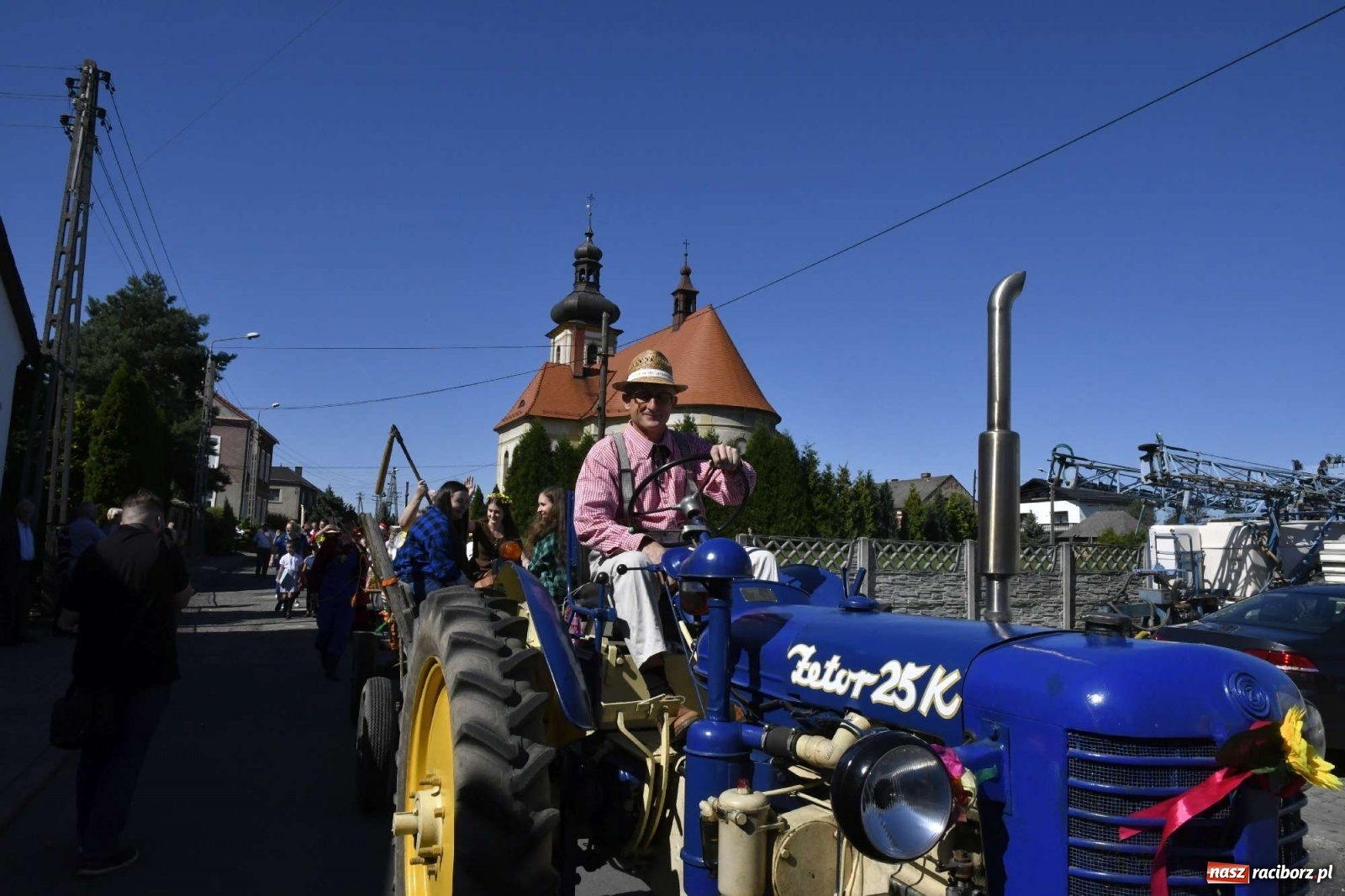 Zdjęcie w galerii na portalu naszraciborz.pl: Dożynki w Wojnowicach jak gorączka sobotniej nocy [FOTO i WIDEO] wiadomości z regionu