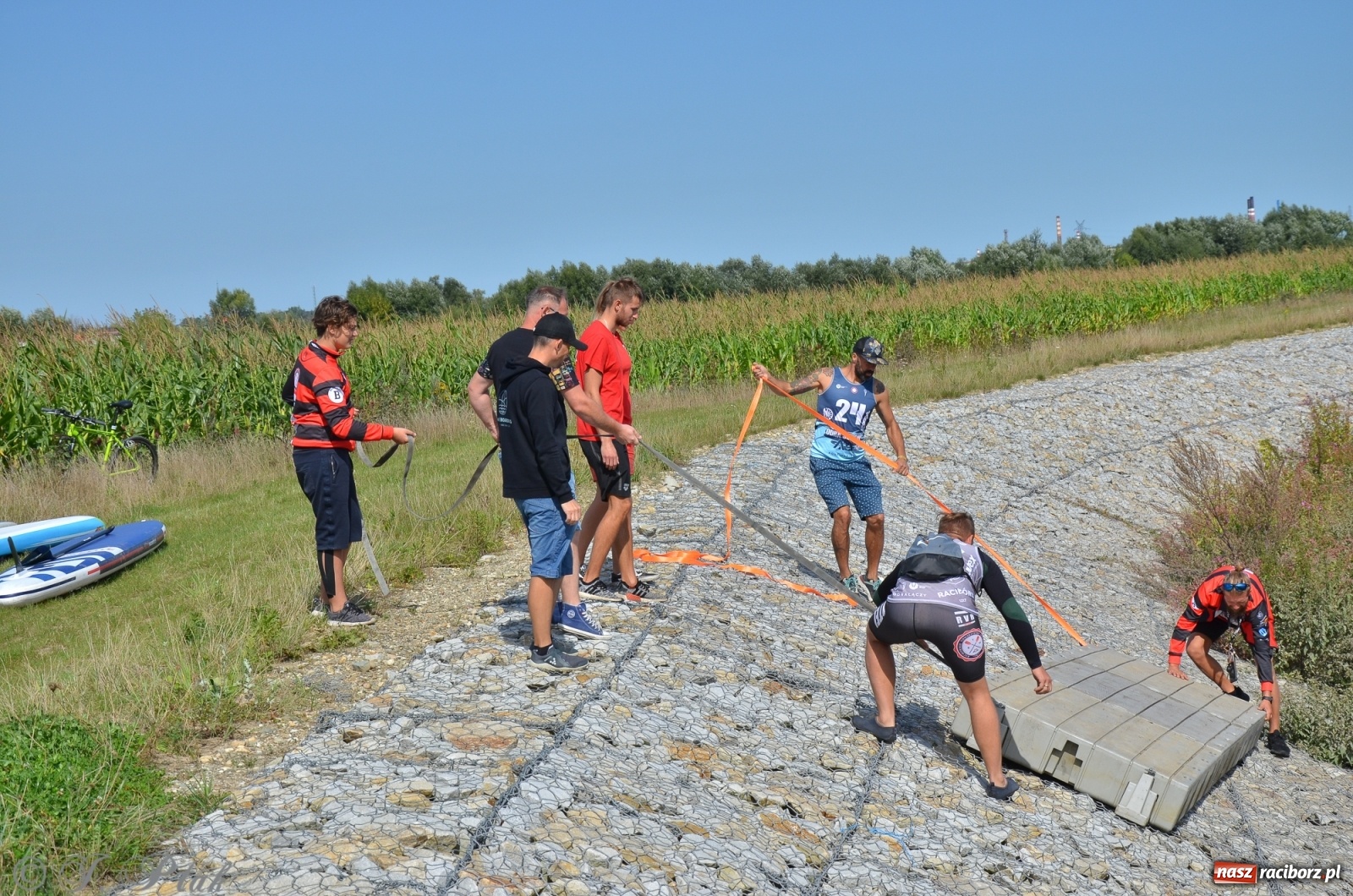 Zdjęcie w galerii na portalu naszraciborz.pl: Regaty Odra Sup Cup - long race wystartował spod zapory [FOTO i WIDEO] wiadomości z regionu