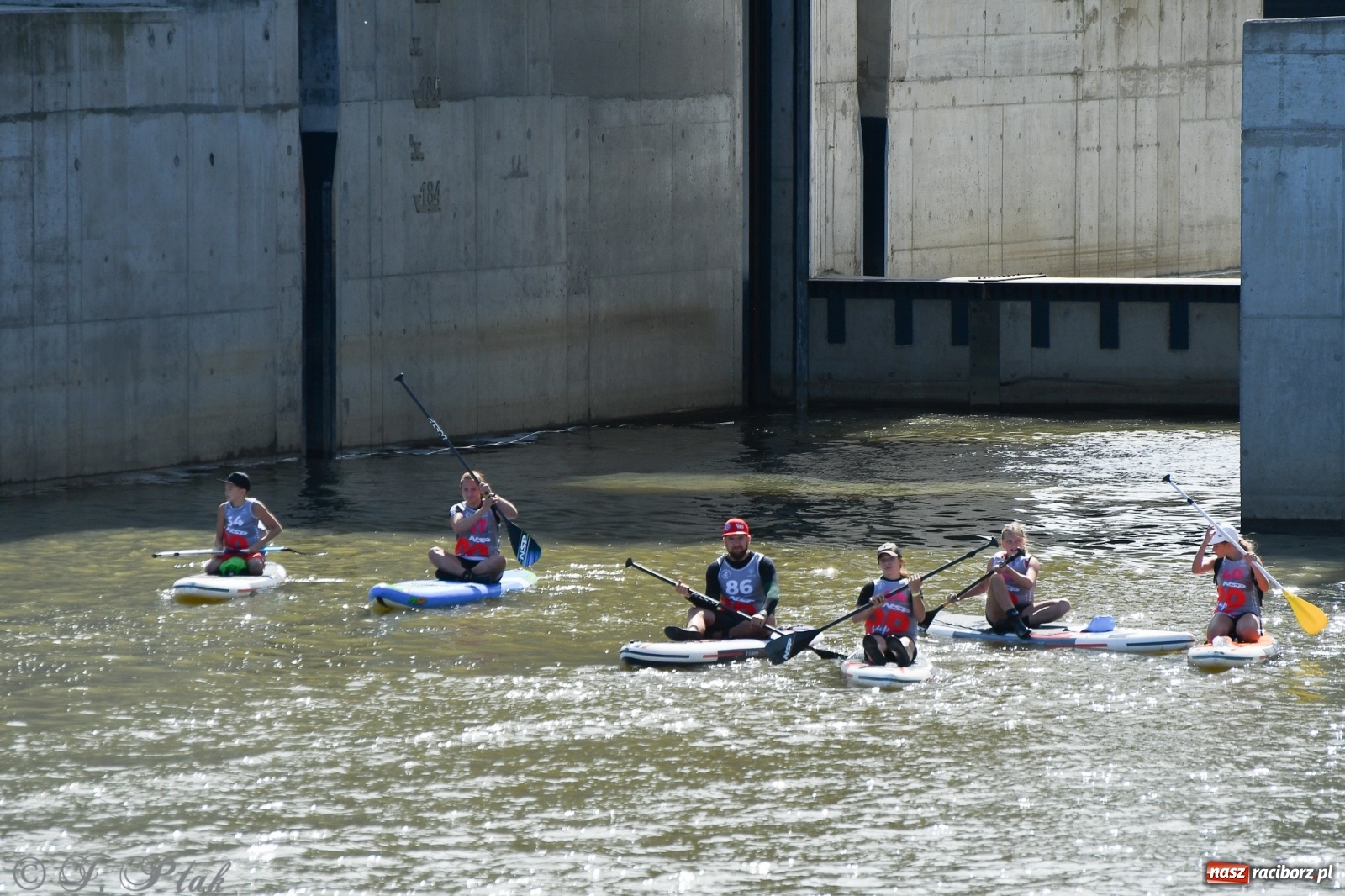 Zdjęcie w galerii na portalu naszraciborz.pl: Regaty Odra Sup Cup - long race wystartował spod zapory [FOTO i WIDEO] wiadomości z regionu