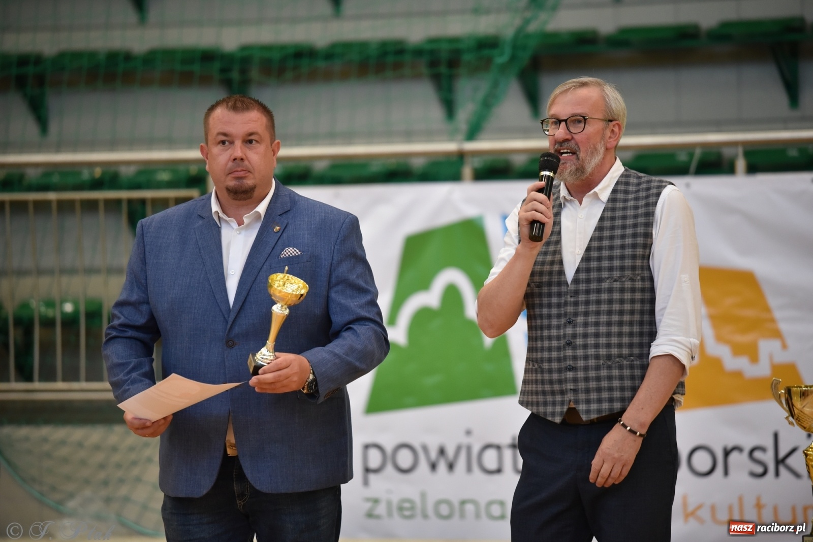 Zdjęcie w galerii na portalu naszraciborz.pl: Koszykarska rywalizacja o Puchar Starosty [FOTO i WIDEO] wiadomości z regionu